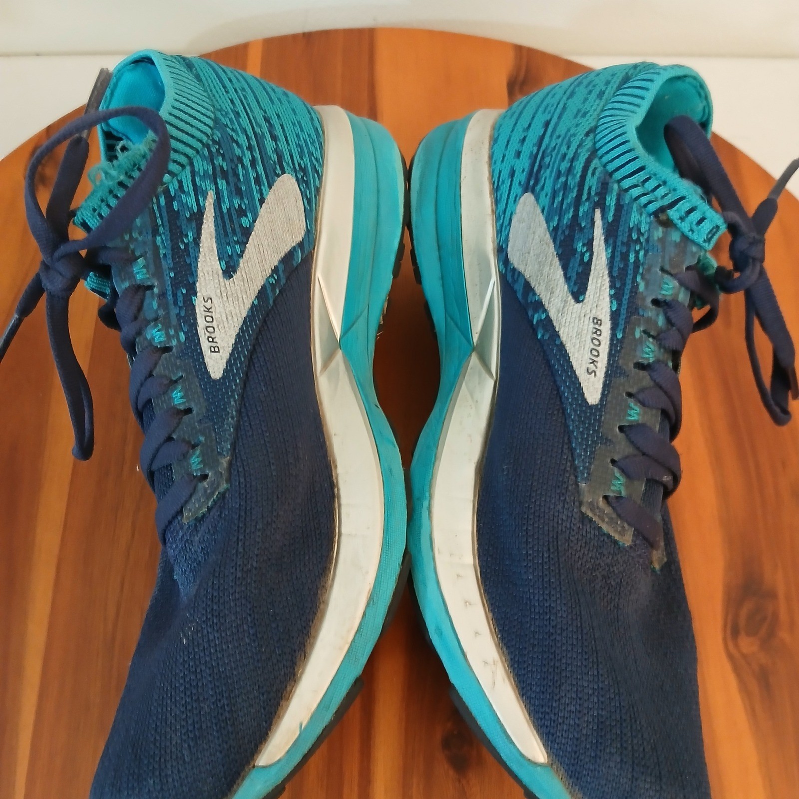 Brooks Ricochet Womens 8.5 Navy Teal Running Shoes Sneakers 1202821B482