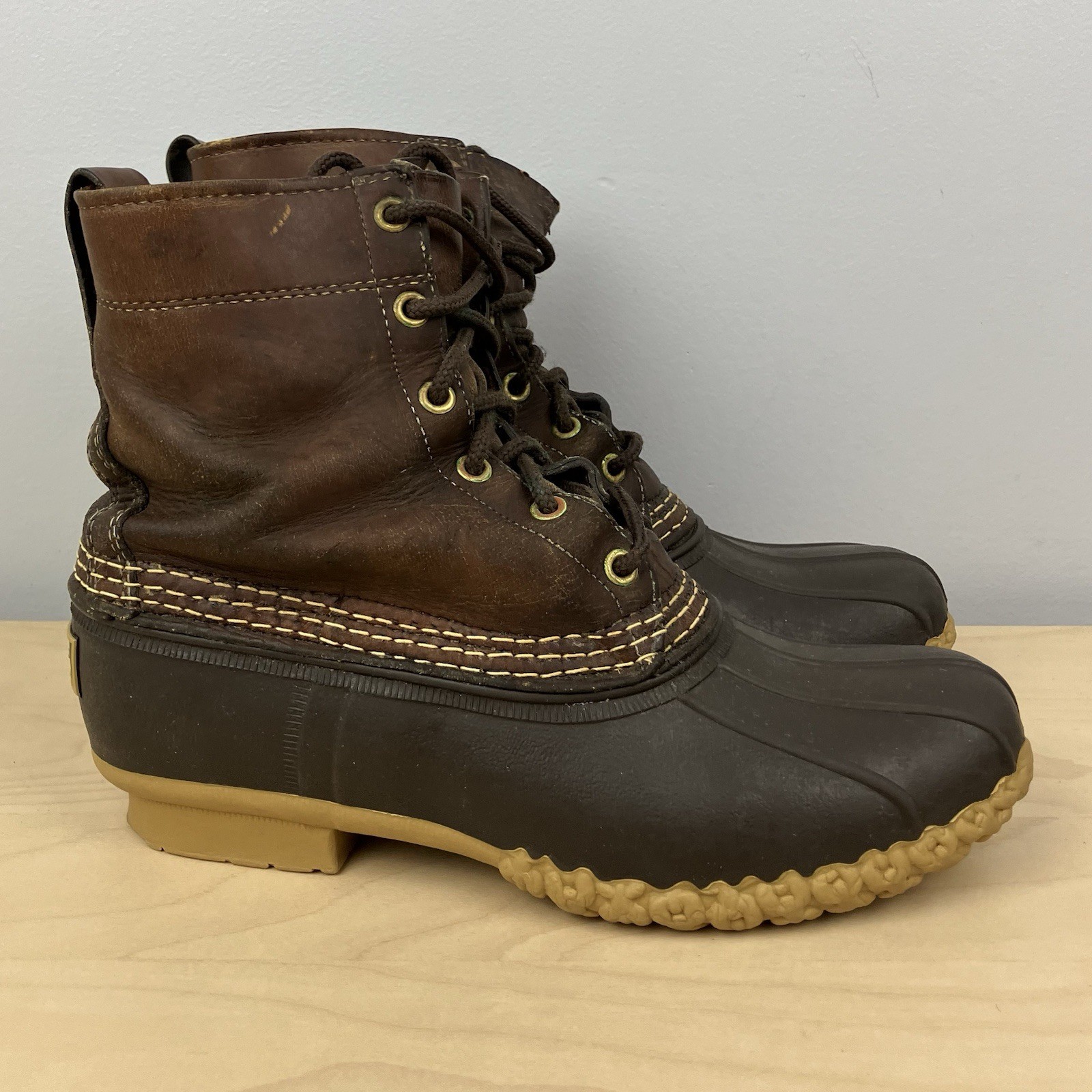 Vintage L.L. Bean Women’s Size 8.0 M Duck Boots Brown Leather Hunting Shoes USA