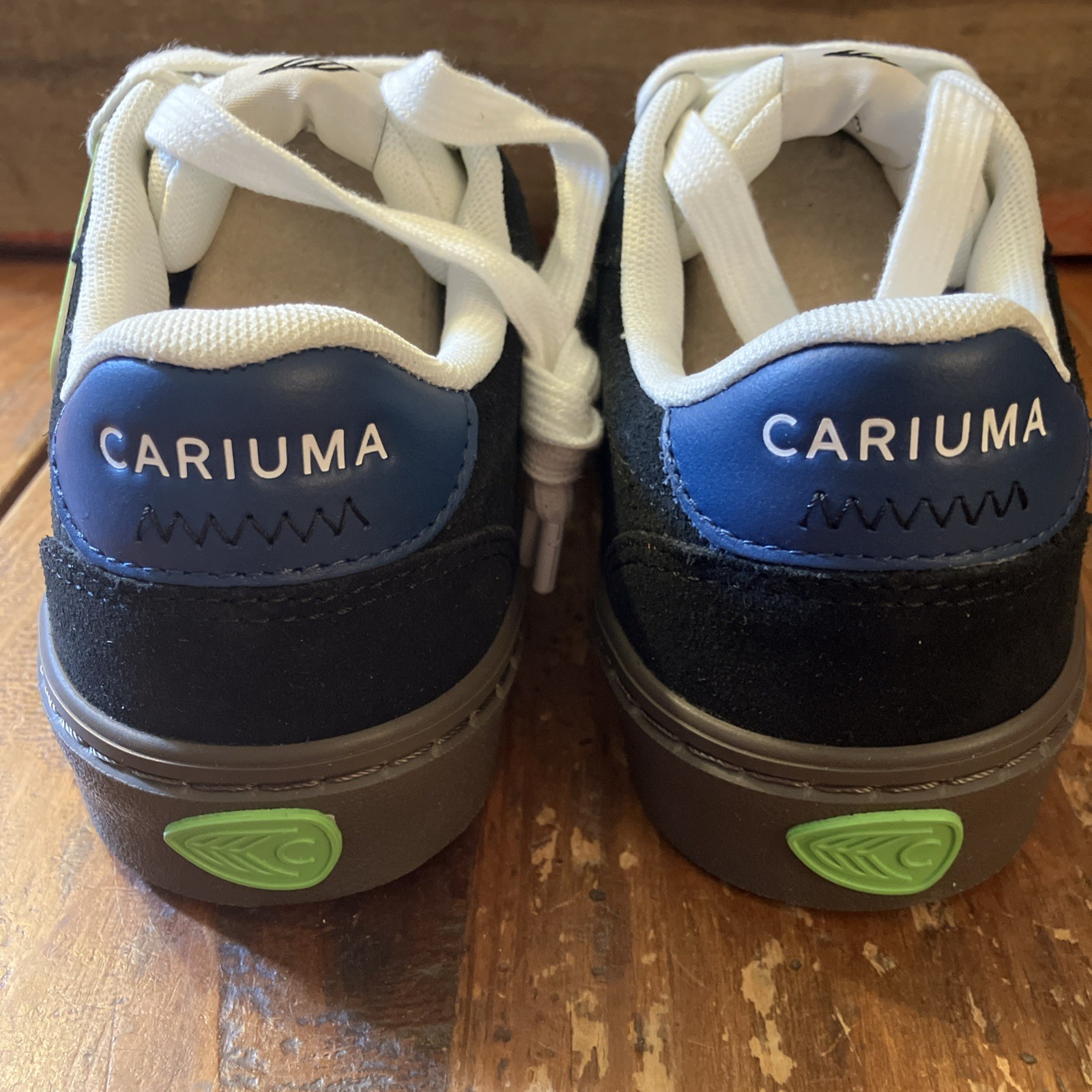 Cariuma NAIOCA PRO Suede Canvas Logo Sneaker Black Ivory Sz Women 5 Men 3.5