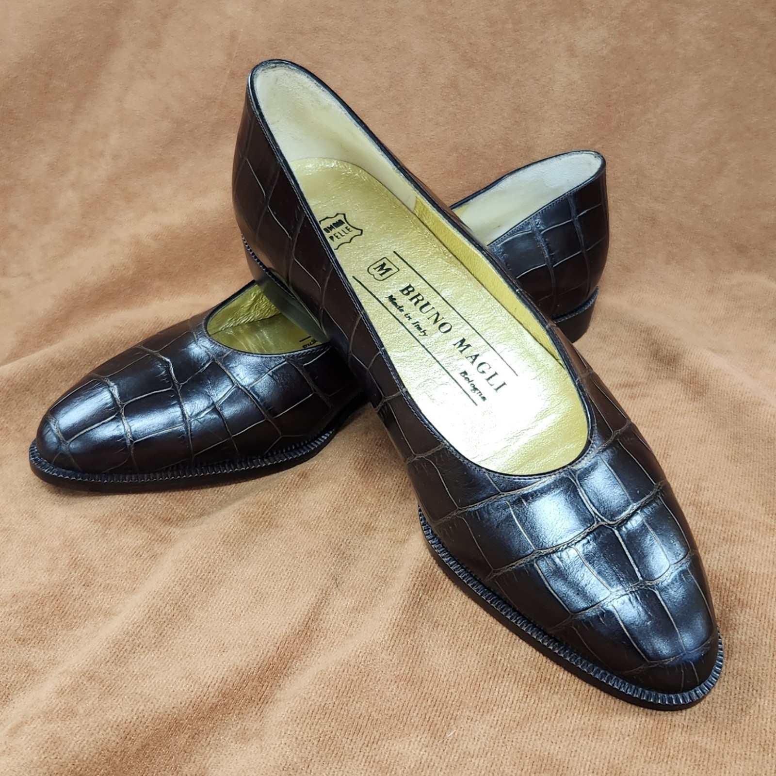 Bruno Magli Brown Crocodile Embossed Leather Low Block Pump Women’s 6 (26044)