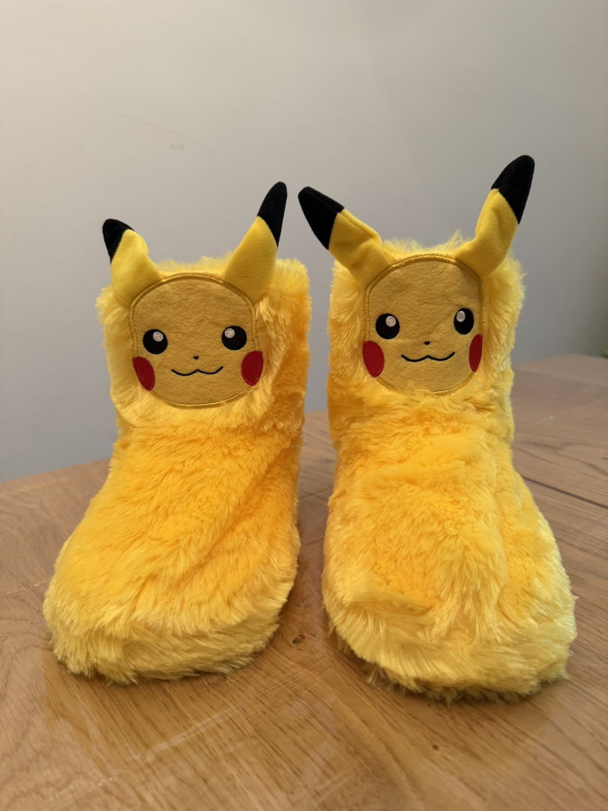 Pikachu Pokémon Exclusive Slipper Boots 24 cm SEGA Amusement Premium From Japan