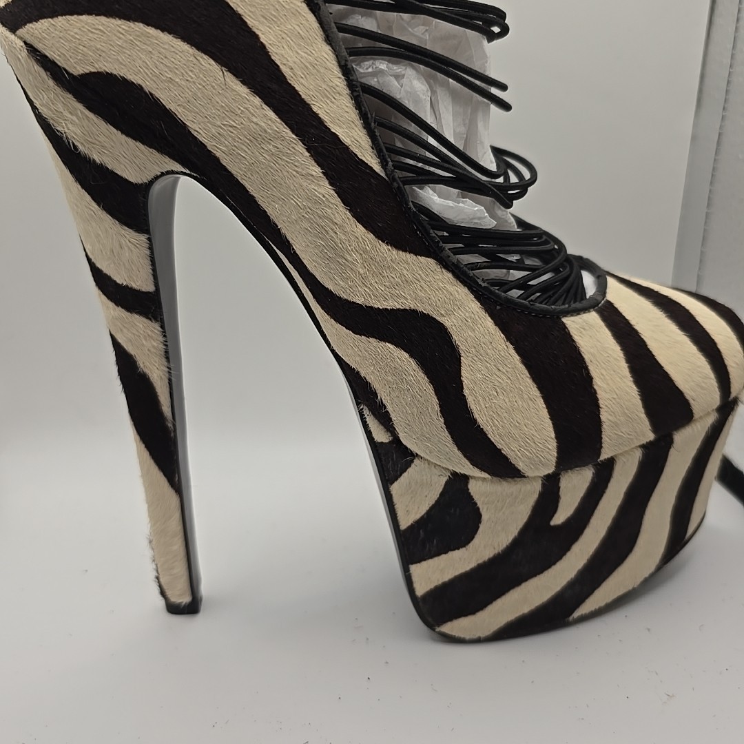 London Trash Zebra Stripes Pony Hair Platform Shoes Heels Leather sz 8 Pinup