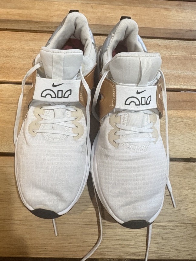 Size 9.5 – Nike Air Max Bella TR 5 White Metallic Gold 2022