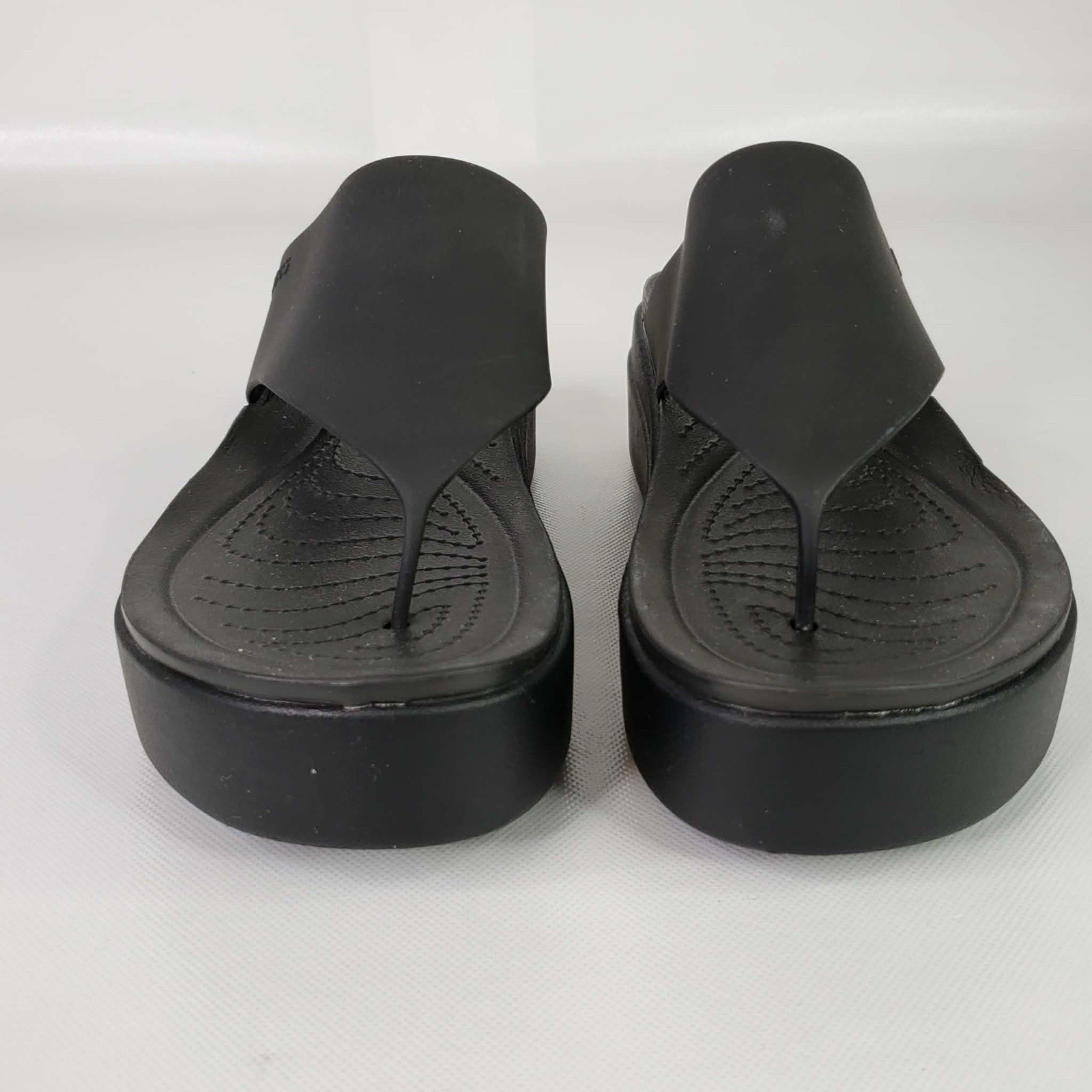 Crocs Brooklyn Low Wedge Black Platform Flip Flop Sandals Womens 8 LiteRide