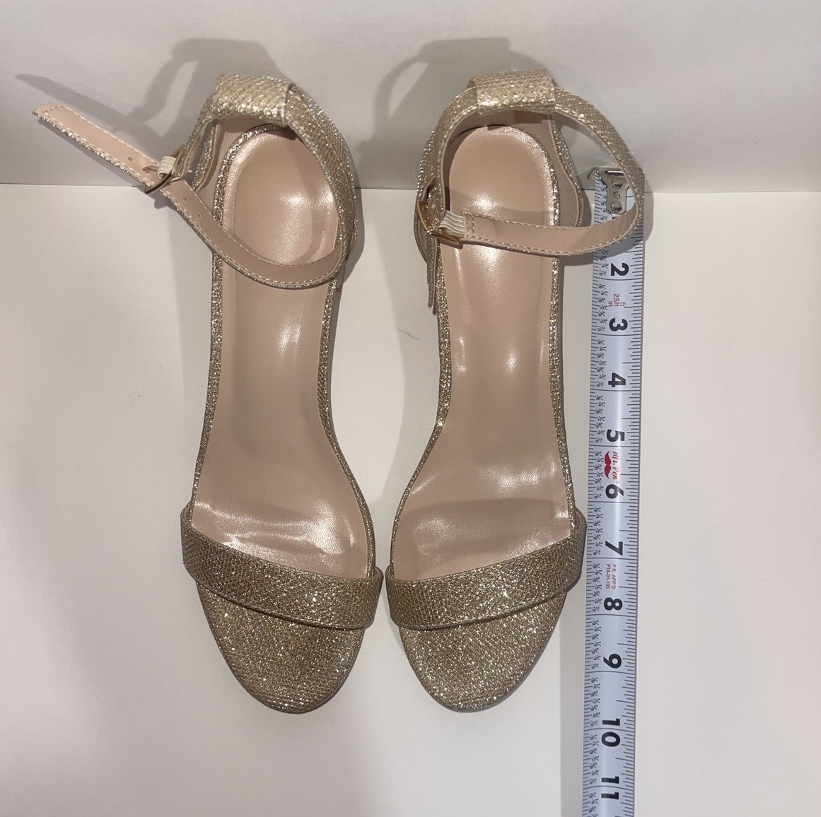 Azazie Gold Glitter Block Heel Sandals Size 38 Prom Wedding Formal Heel US 7.5/8