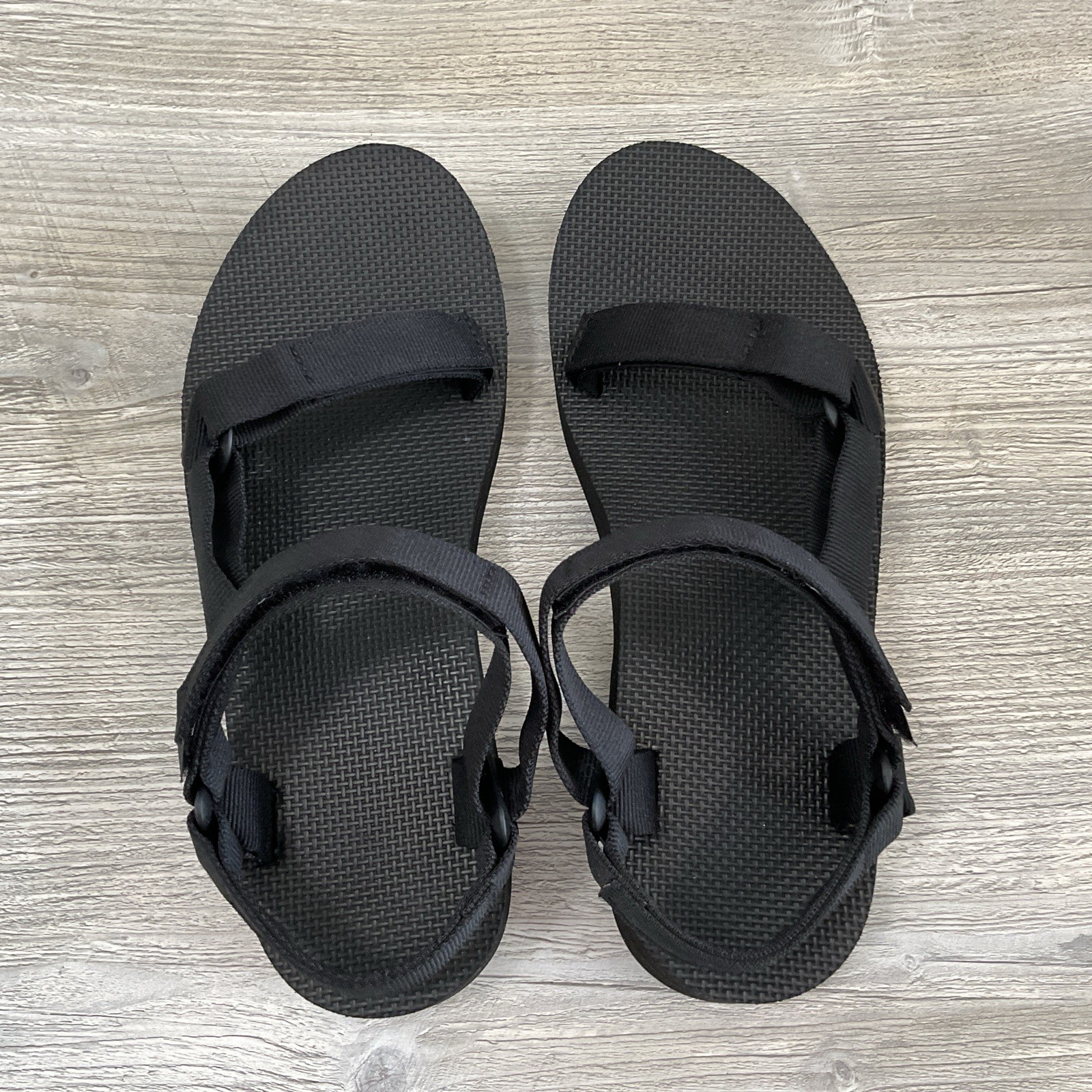 Teva Women’s Midform Universal Outdoor Sandals Solid Black 1090969 Size 10