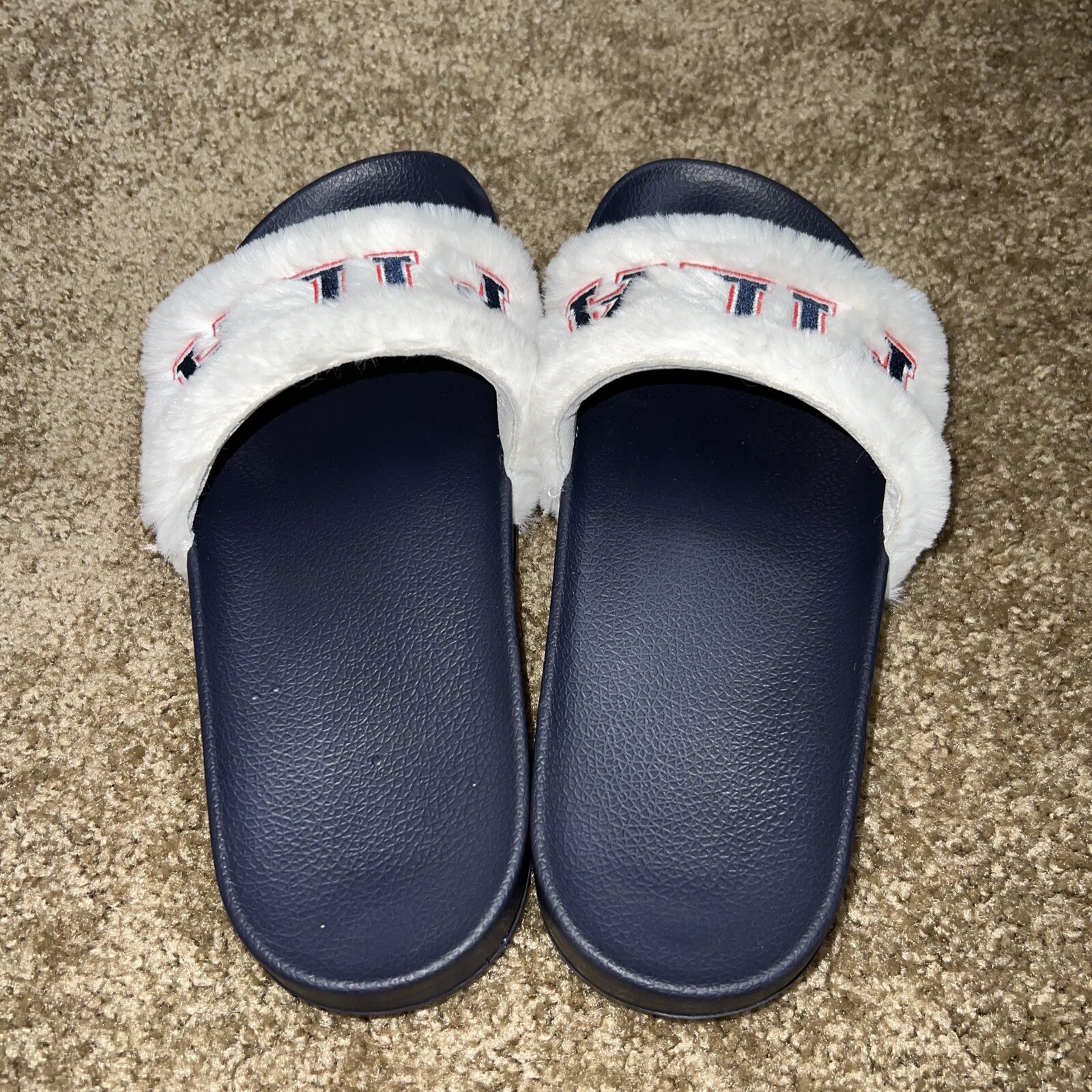 Fila Womens Furry Drifter Collegiate Slide Sandals Size 7 Navy White Red