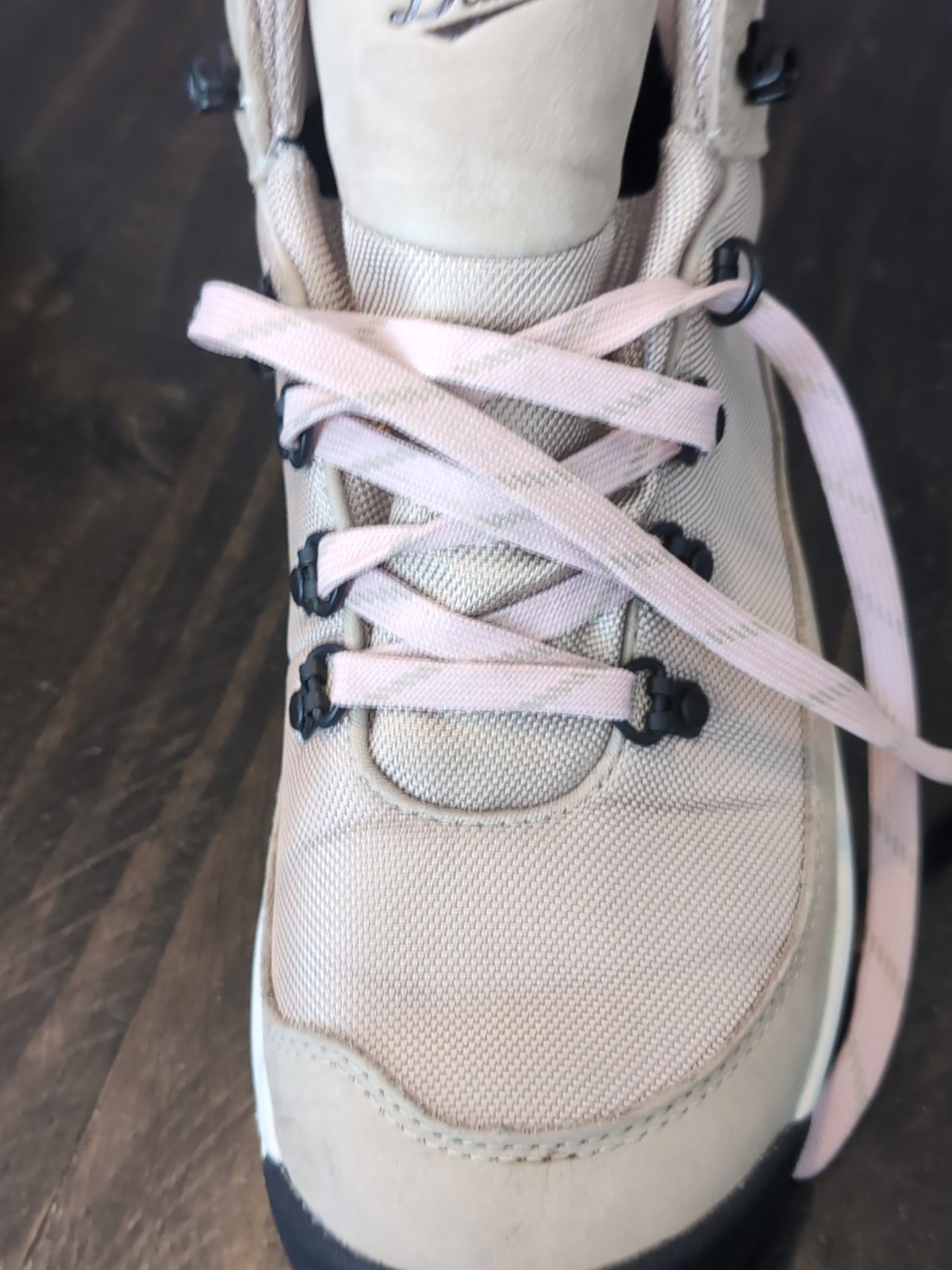 Danner Boots Womens 7 US Adrika Hiker Ash Hiking Trail Tan/ Beige