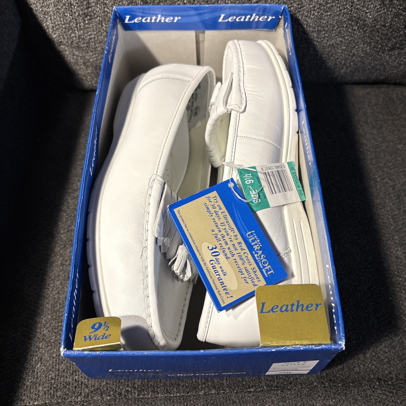 Ultrasoft White Leather Women’s Shoes Size 9.5 US W Red Cross Shoes New