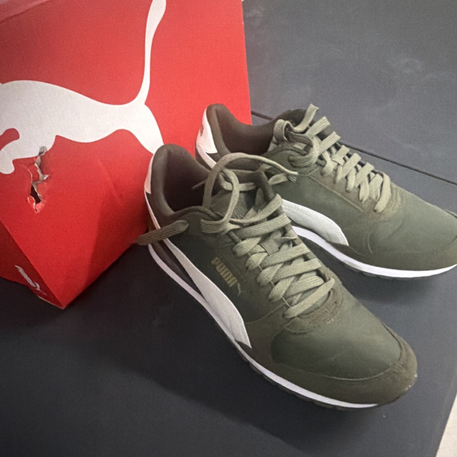 PUMA Low Top Green White Lace Up Men’s Casual Walking Sports Athletic Sneakers