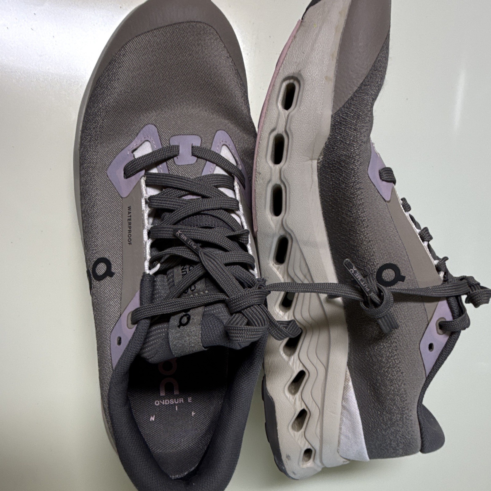On Cloudsurfer Trail Waterproof Women’s Trail Running Sneakers Gray/Purple