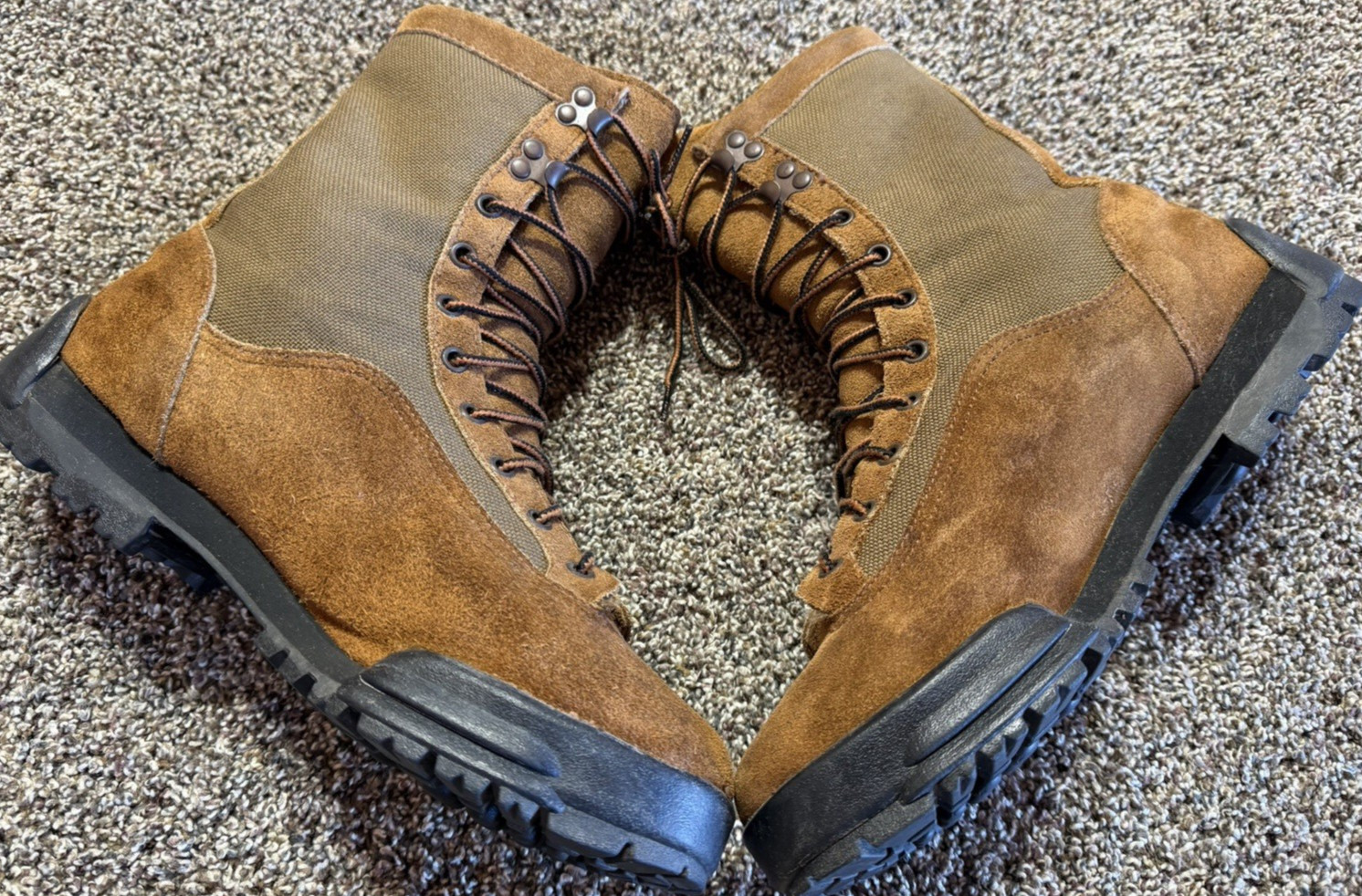 Vintage Danner Gortex Cross Hiker 8″ Boots Women’s Size 9 Hunting USA Insulated