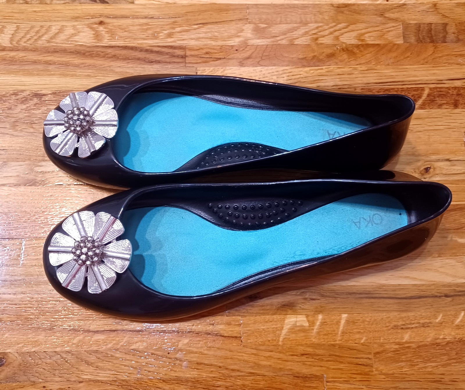 OKA B Women’s Size 8US/38EU Charcoal Black Skimmers Jelly Medallion Ballet Flats