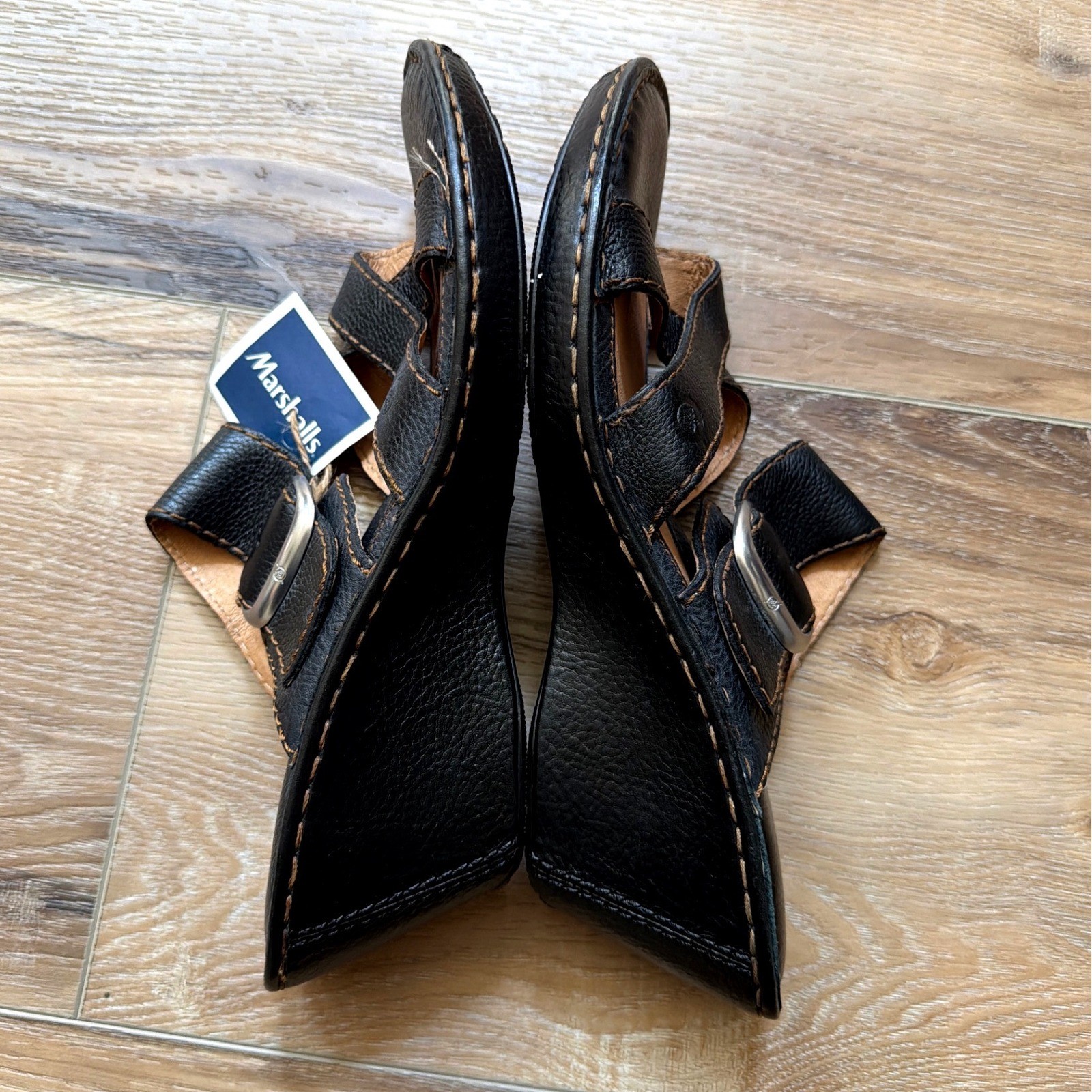 Børn Black Leather Crisscross Buckle Wedge Sandals Size 10 Slip On NWOB Shoes