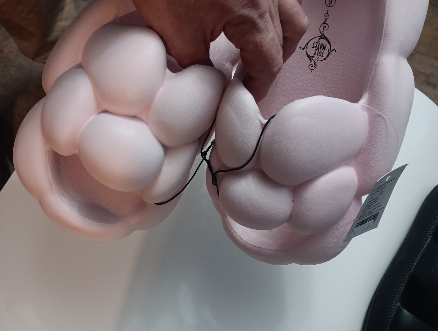 Sole Mates Pink Kawaii Cloud EVA Foam Slide Sandals Size 6