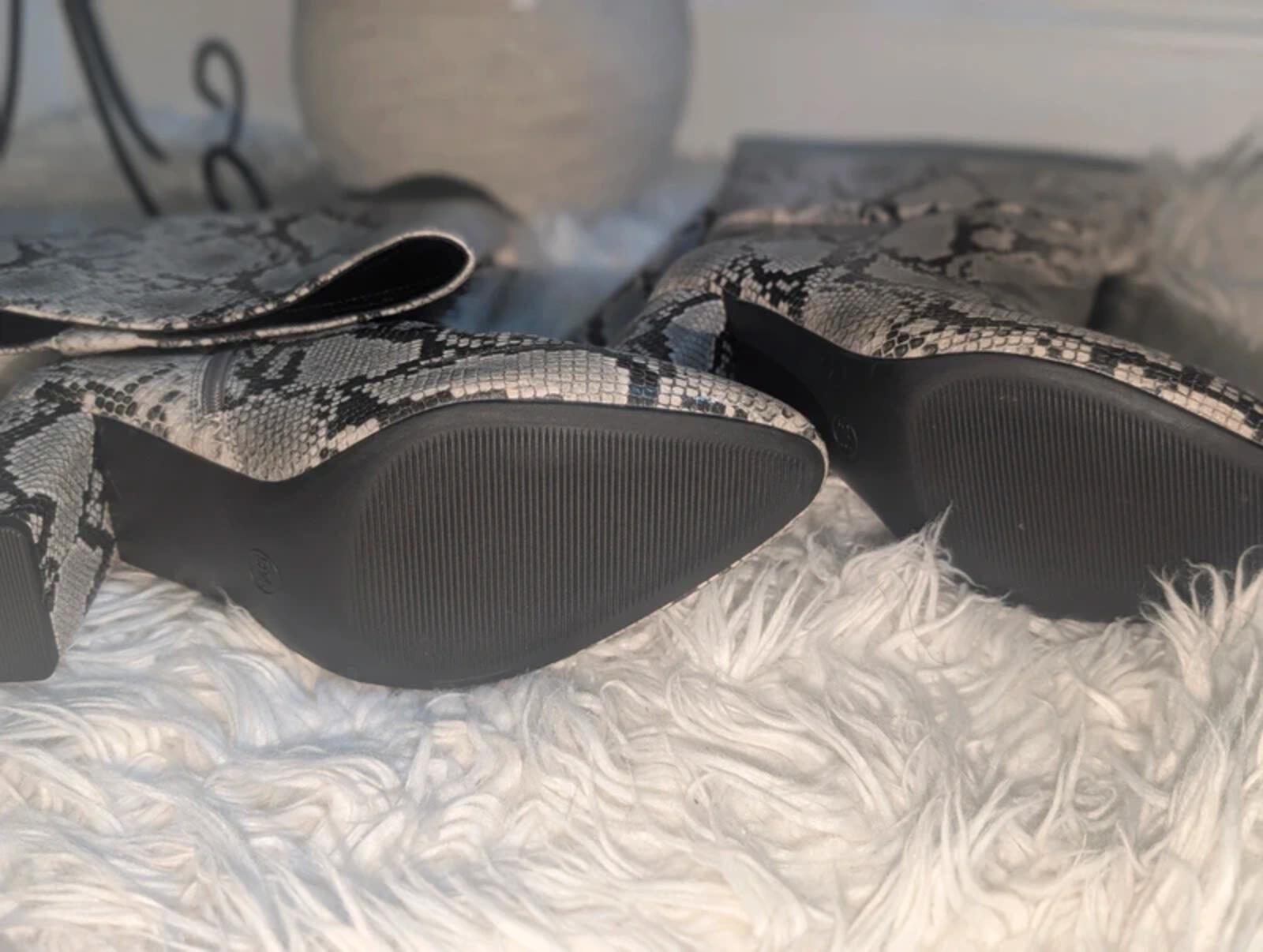 a new day Women’s Gray and Black Snake Print Combat Boots Size 9.5 W New With T