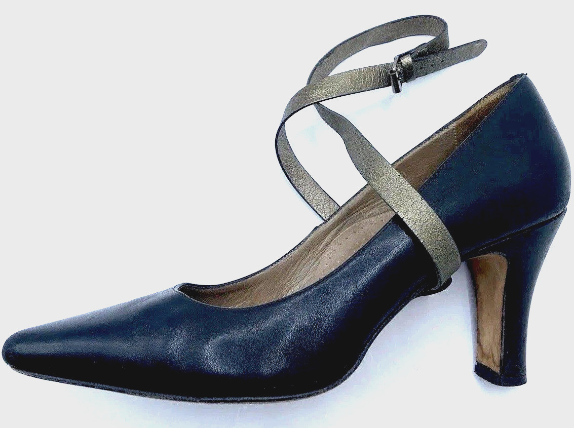 Anyi Lu Italy Black Leather Pointed Toe Ankle Strap Pumps Heels EU 38 US 7.5