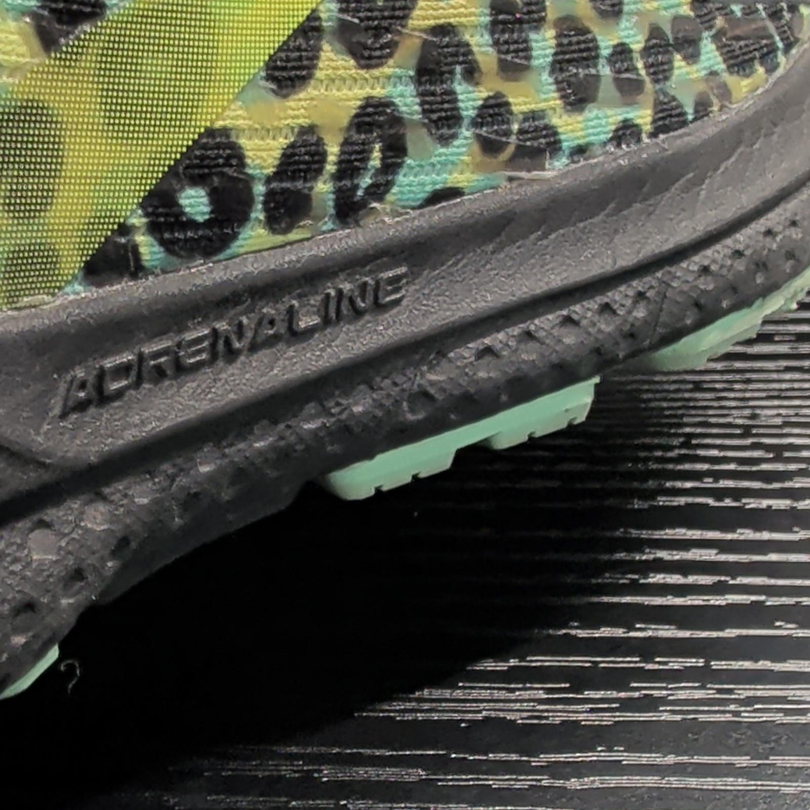 Brooks Adrenaline GTS 21 Women’s Running Shoes Cheetah 120329-1B-353 Size 7