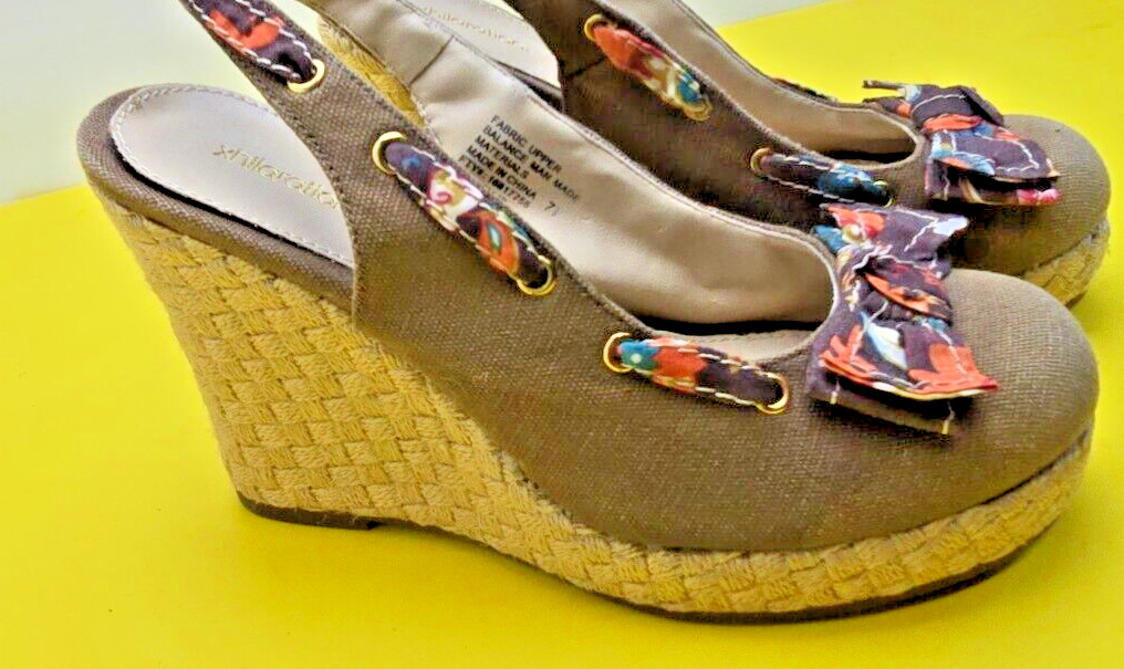 Woman’s Size 7.5 Shoes Xhilaration Tamala Brown 3.25 in Wedge