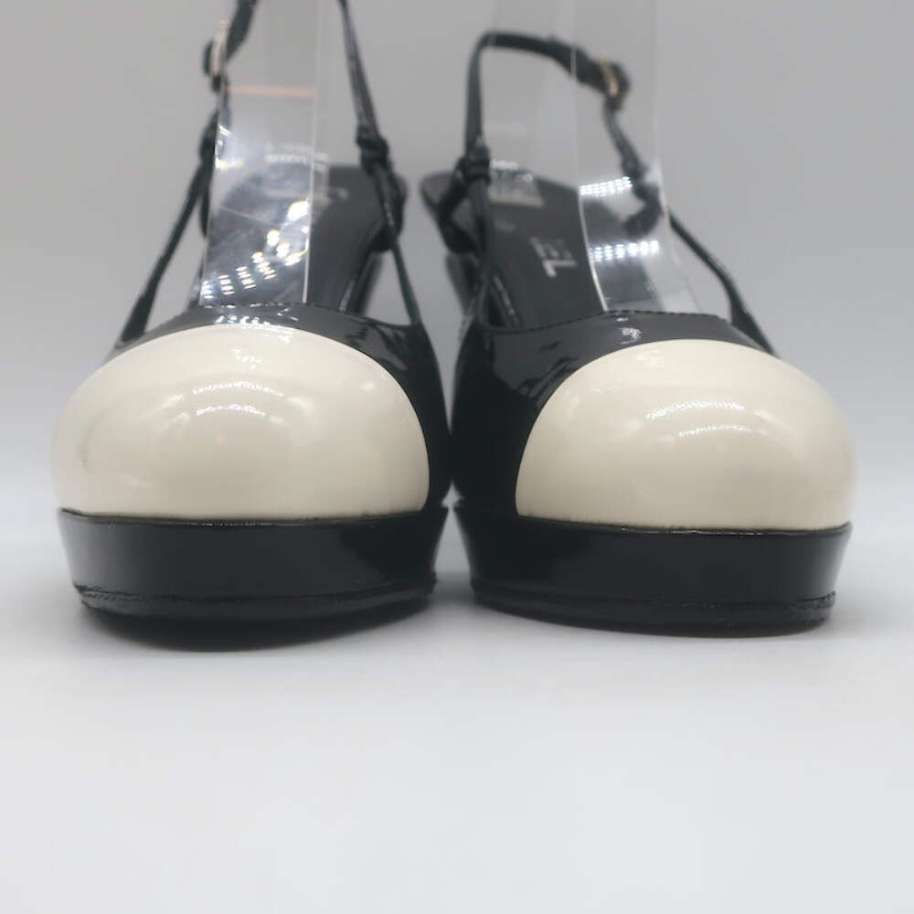 Chanel Bicolor Cap Toe Slingback Platform Pumps Black & White Patent Size 39.5