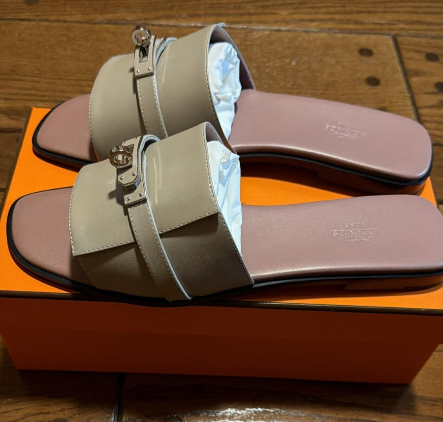 Hermes Giulia Sandal in Beige Galet – Size 41.5 – Brand New – Sold Out Worldwide