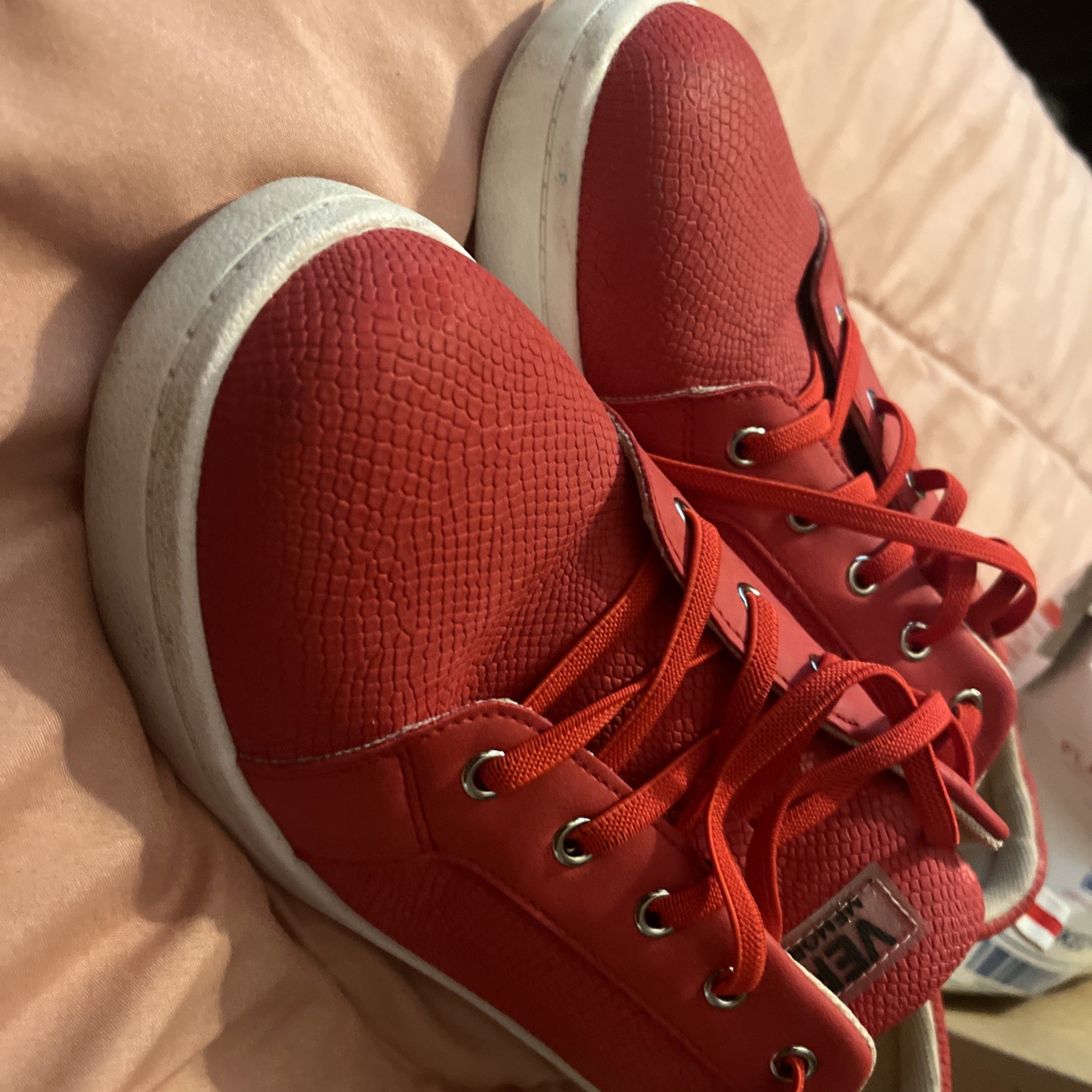 VEPOSE Women’s Running Shoes Size 8 Tennis Sneakers Sports Athletic RED VG