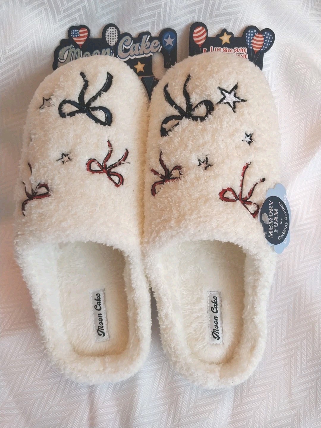 Patriotic USA Slippers Stars Ribbons Red White Blue Moon Cake Women’s 9-10 L NEW
