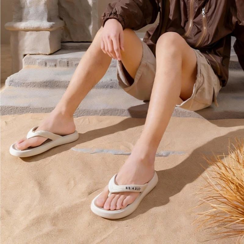 Women’s Lightweight Flip Flops Breathable Non-slip Men Outdoor Couple Beach Idea