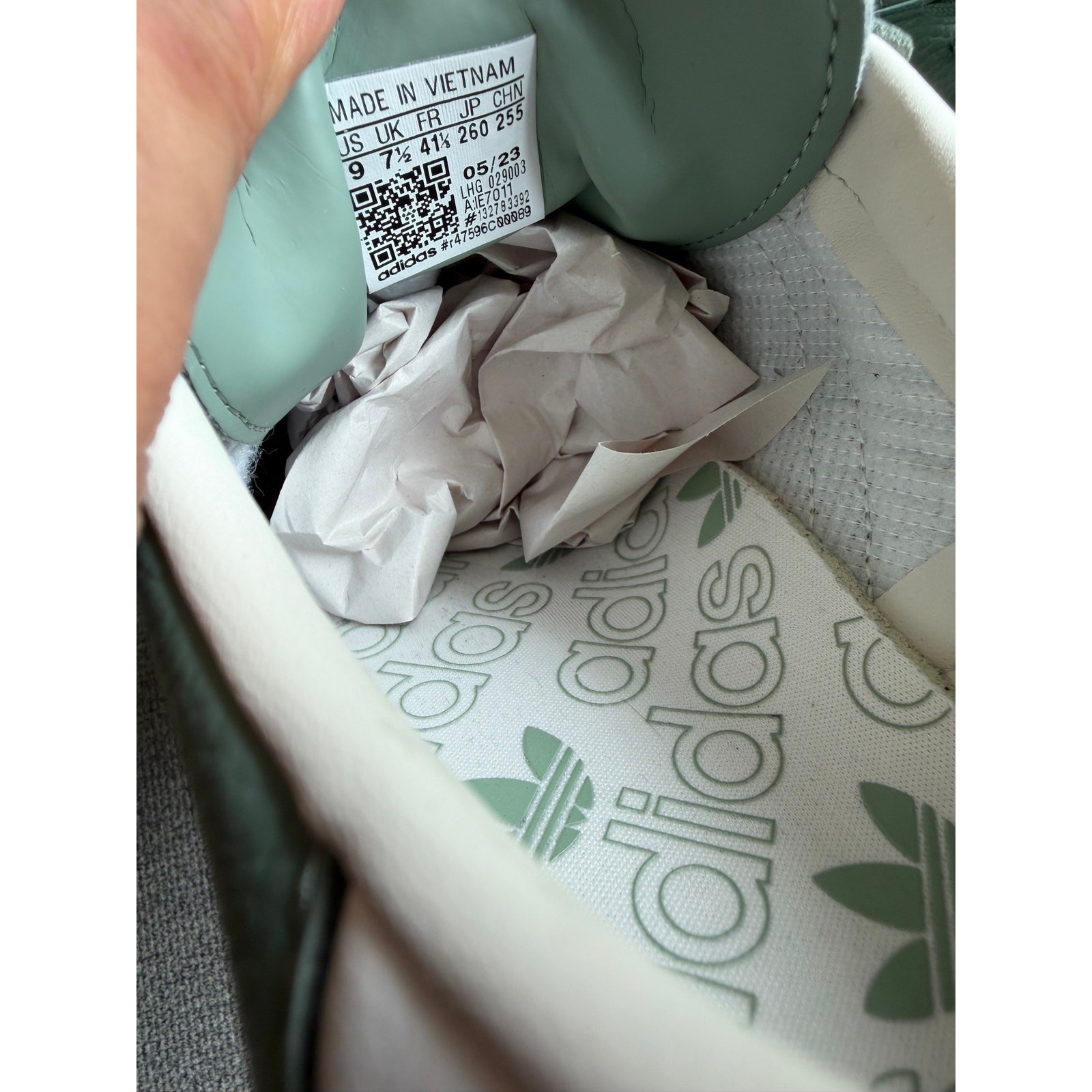 adidas Originals Samba OG Silver Green Chalk White Women’s 9 NWOB