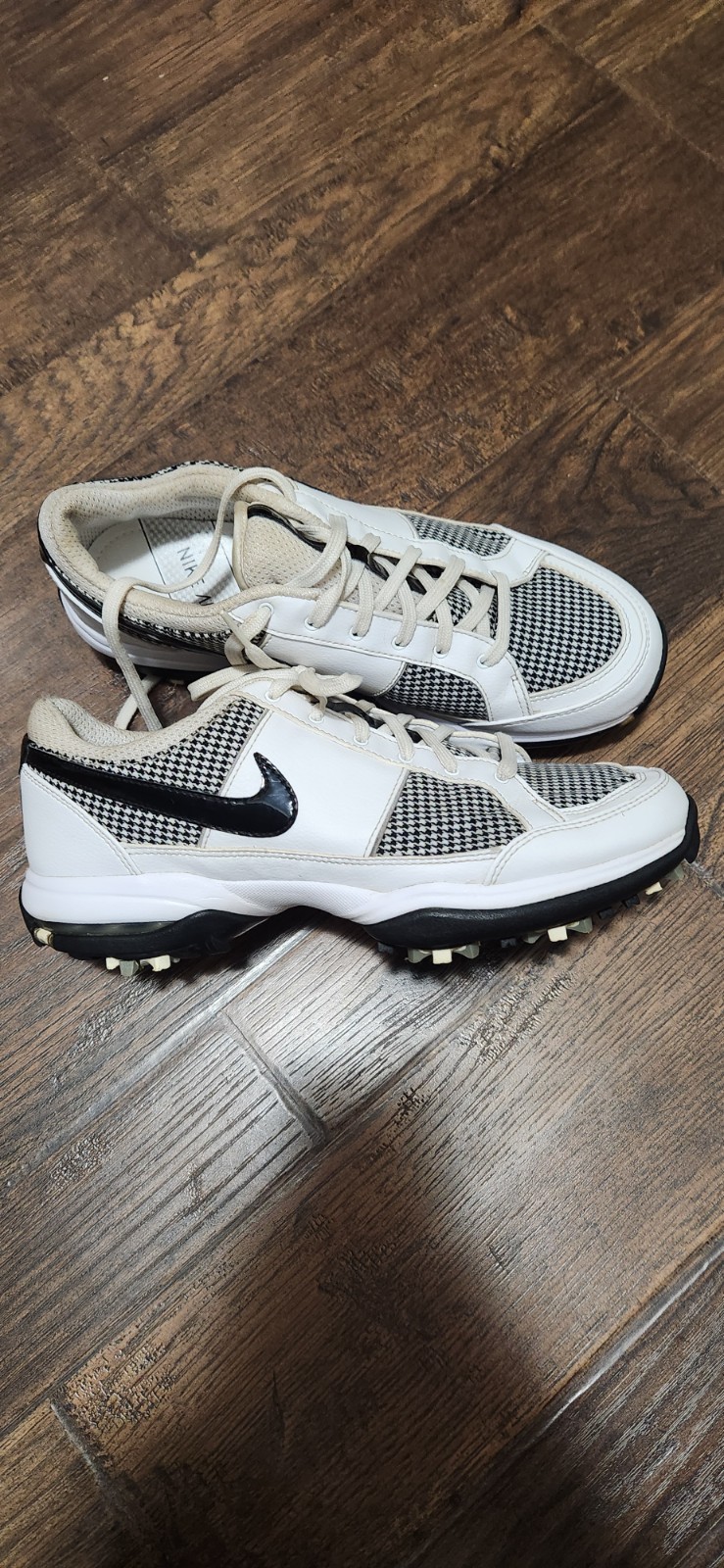 Nike Women’s Air Charmer Golf Shoes Size 7 Black White Houndstooth Lace Up