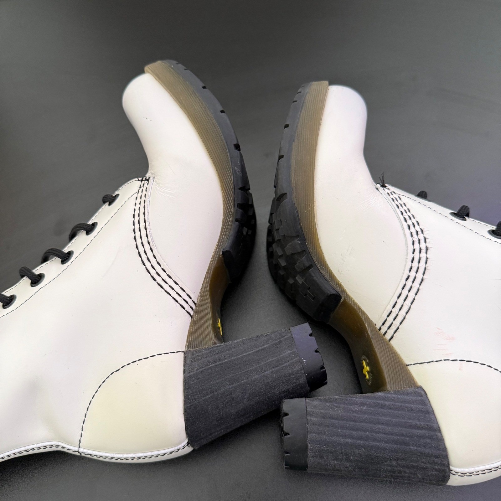 Dr Martens Darcie Heels White Leather Lace Up Boots Size 7 Statement Chunky