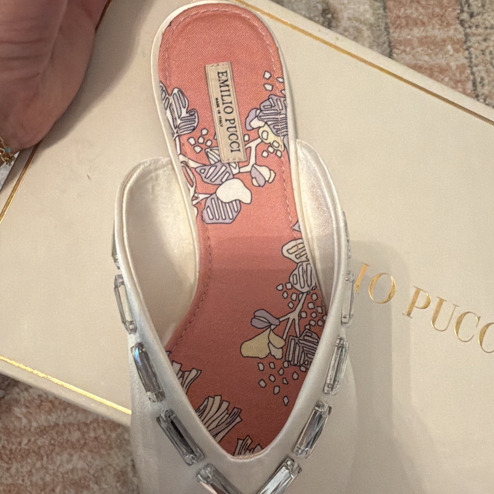 NIB Emilio Pucci Ivory Satin Crystal Jeweled Ankle Strap Pointed Flats Size 37