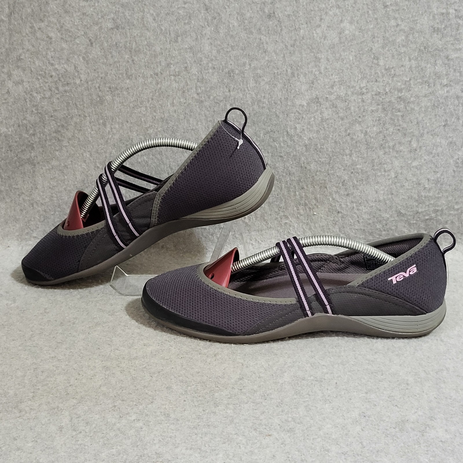 Teva Mary Jane Flats Shoes Women’s 8.5 M Grey Lavender Mesh Strappy Water Sports