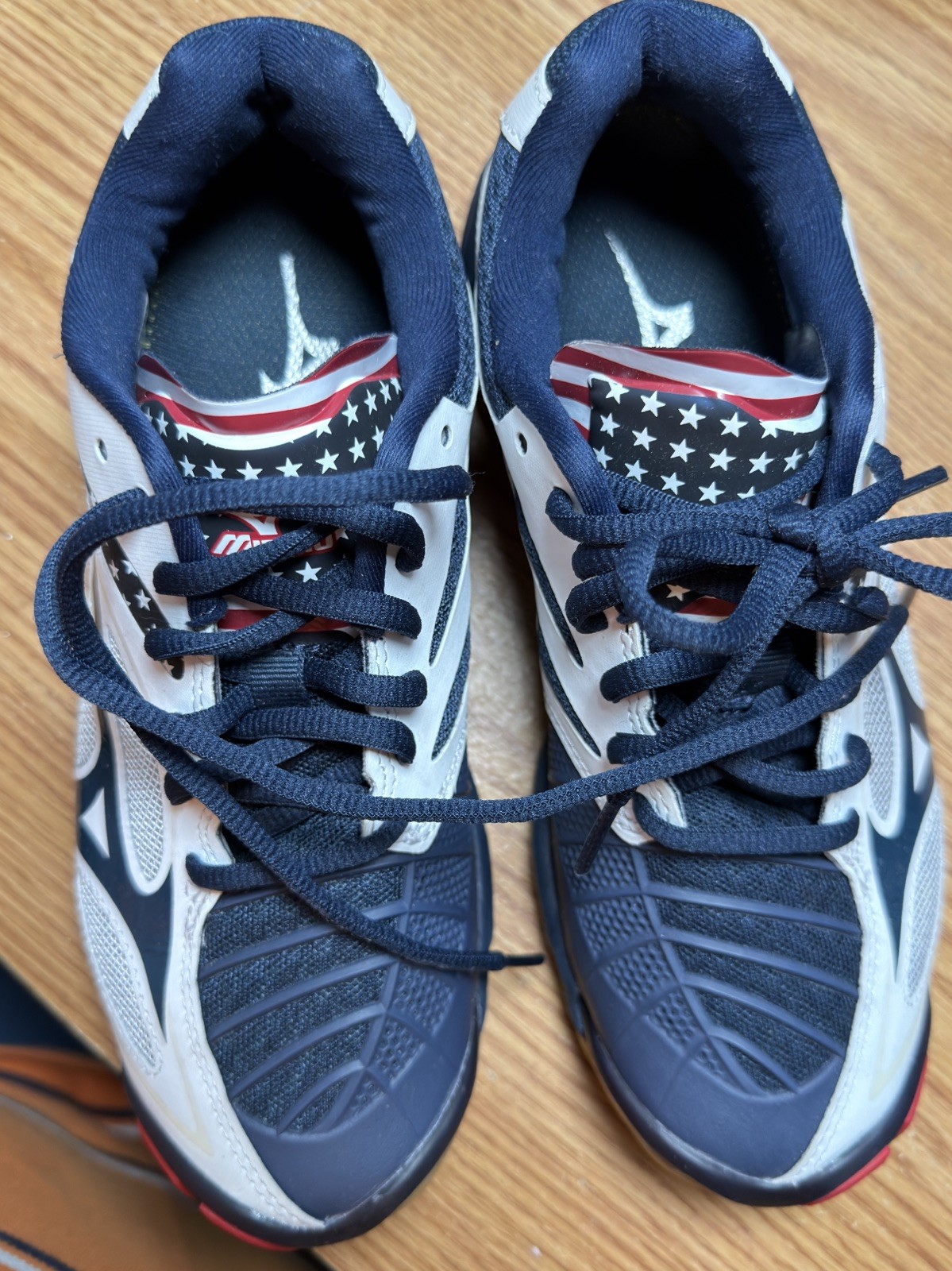 Mizuno Womens Sz 6 Wave Lightning Z3 430228 OUOU Red White Blue Running Shoes