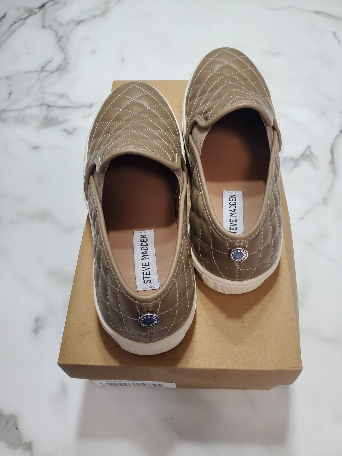 Steve Madden Ecentrcq Quilted Slip On Women’s Size 8.5 Sneakers Taupe NIB