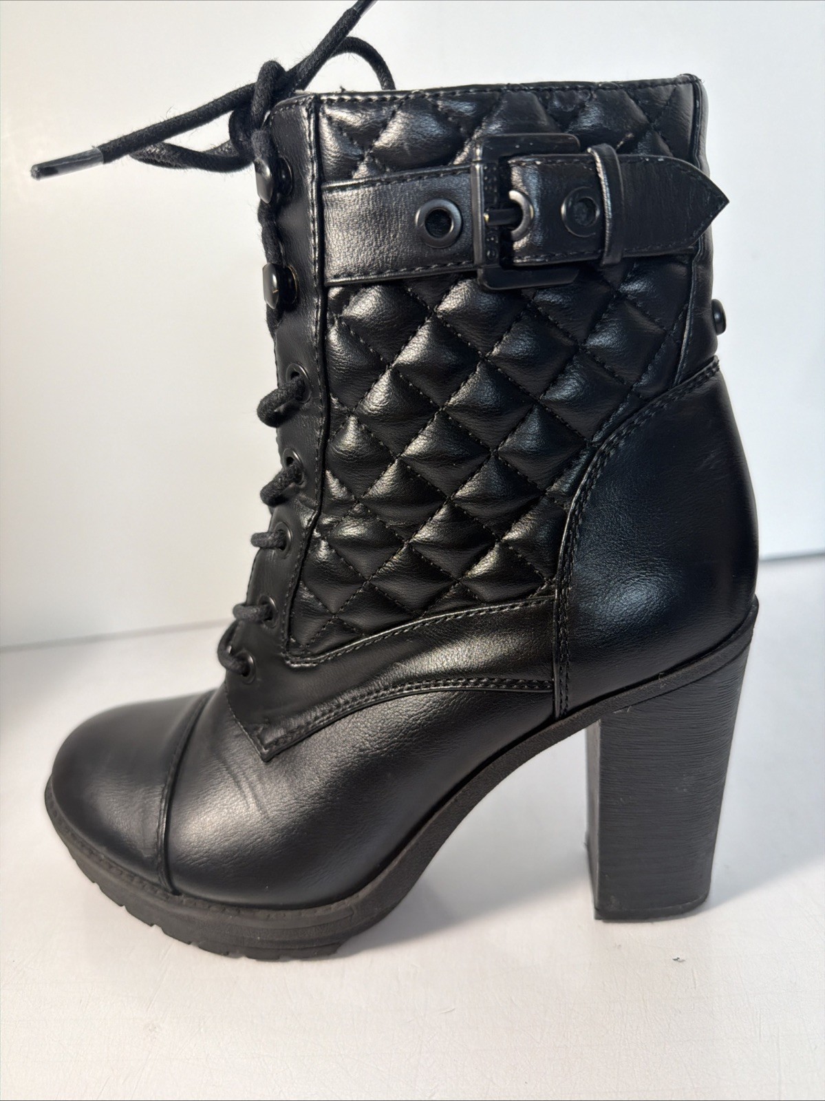 G By GUESS Black Quilted Booties Boots Heels Biker Grunge Gothic Moto Buckle 6.5