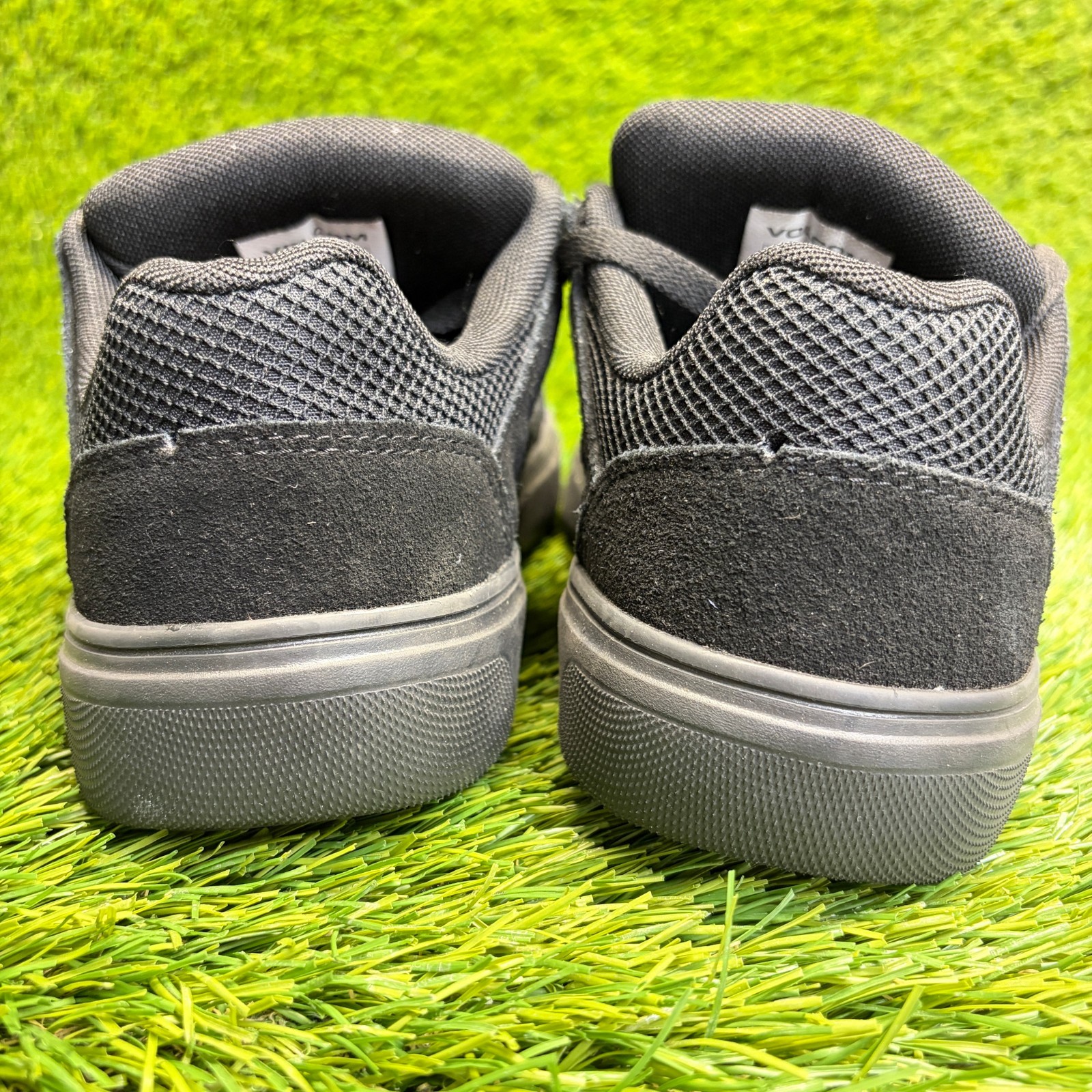 Volcom Evolve Low Womens Size 7 Triple Black Composite Toe Safety Working Shoes