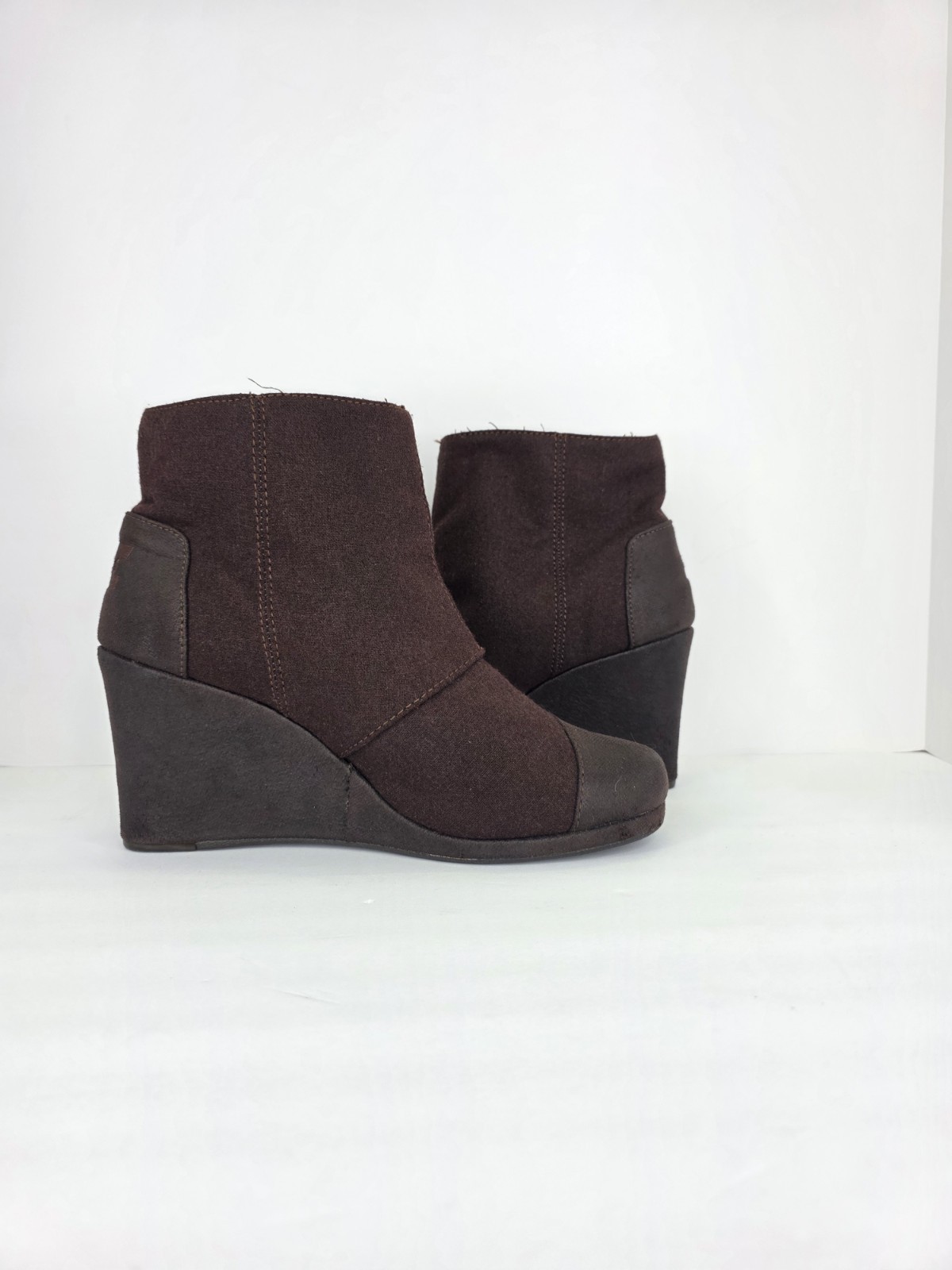 Toms Wedge Boots Zip Brown Comfort Casual Fashion Ankle Booties Womens Size 9.5