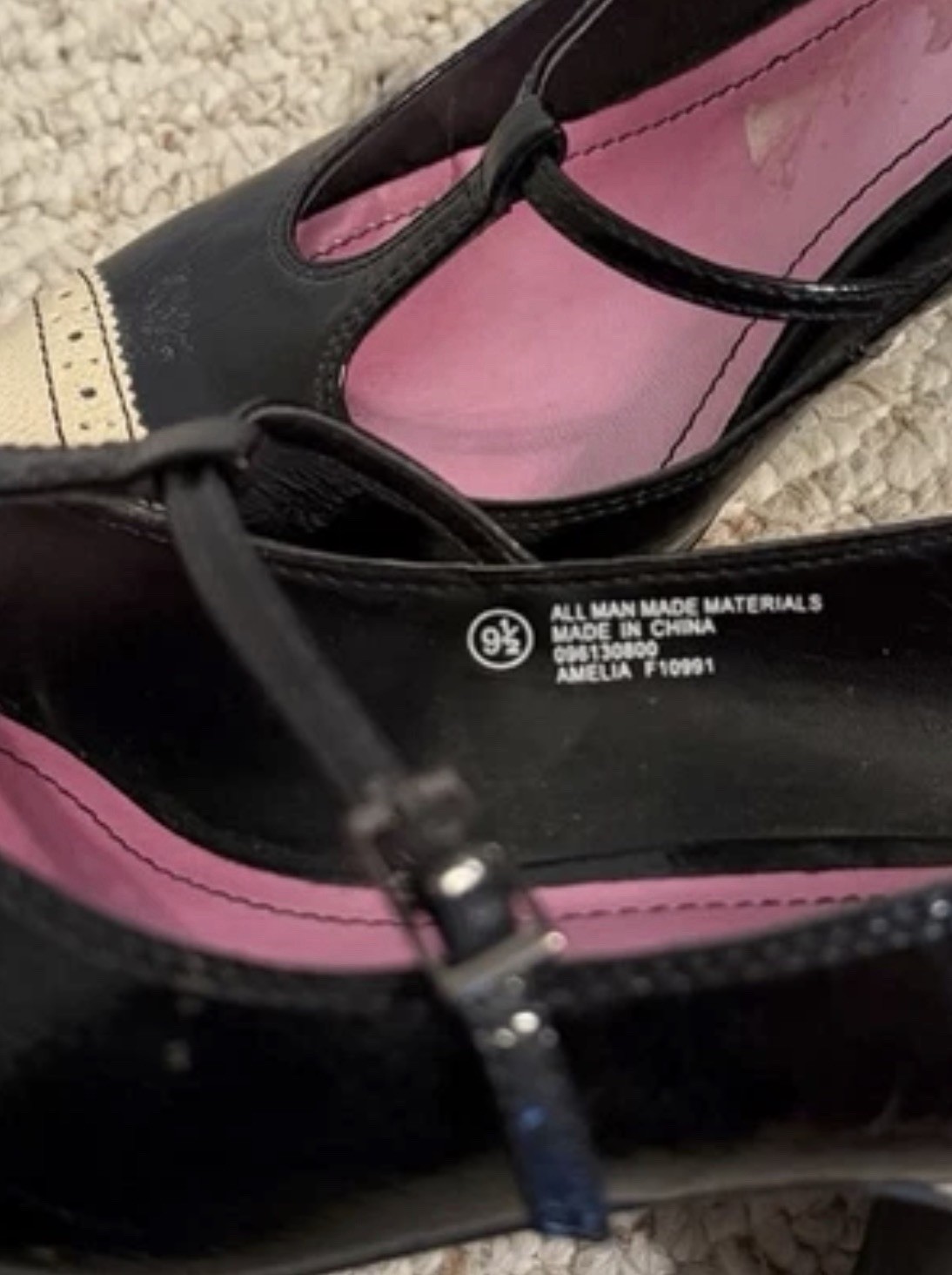 Isaac Mizrahi Amelia Retro T-Strap Pump Heels Black Cream Sz 9.5