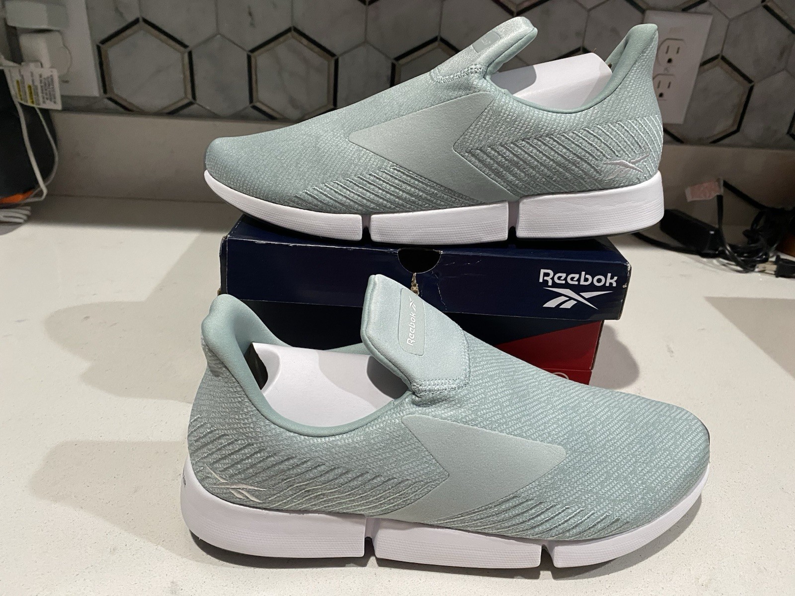 NEW Womens Reebok Daily Fit DMX Slip On Walking Sneakers Shoes, size 11
