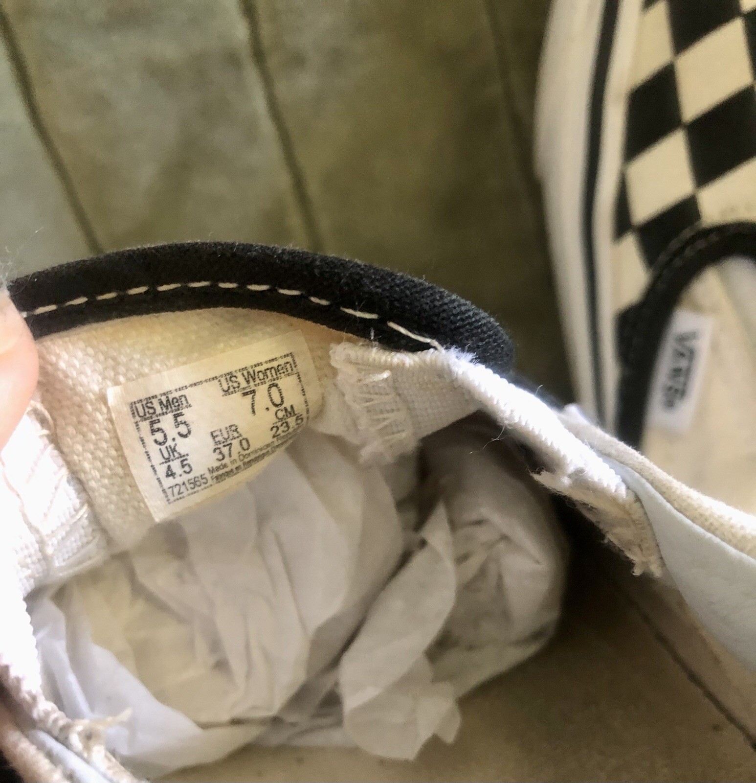 VANS Classic Slip On Off The Wall Black & White Checkered Wmn 7/Men 5.5