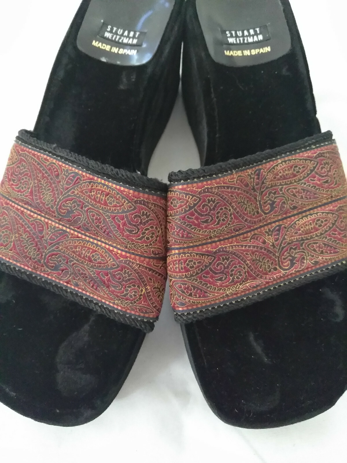 Stuart Weitzman Black Red Paisley Velvet Textile Upper Slides Sandals sz 8 M