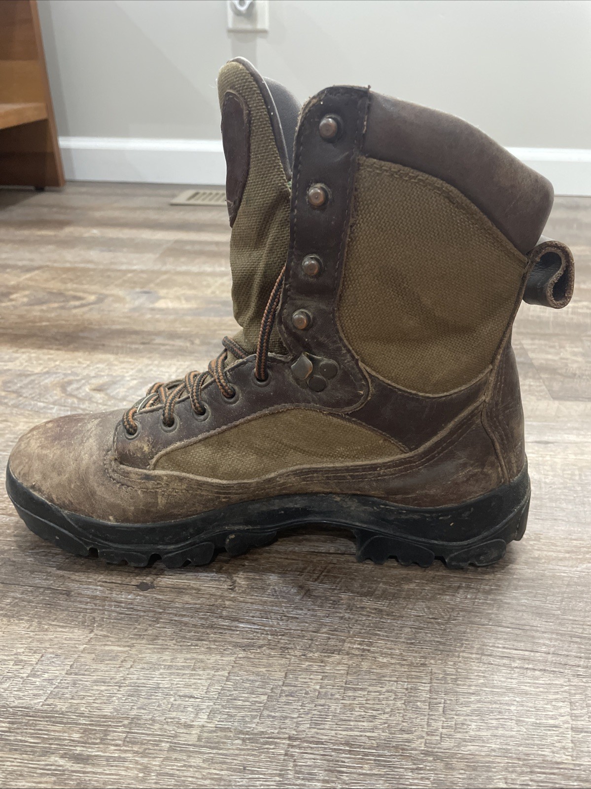 Danner Women’s Sequoia Insulated Hiking Hunting Boots 52800 Size 9