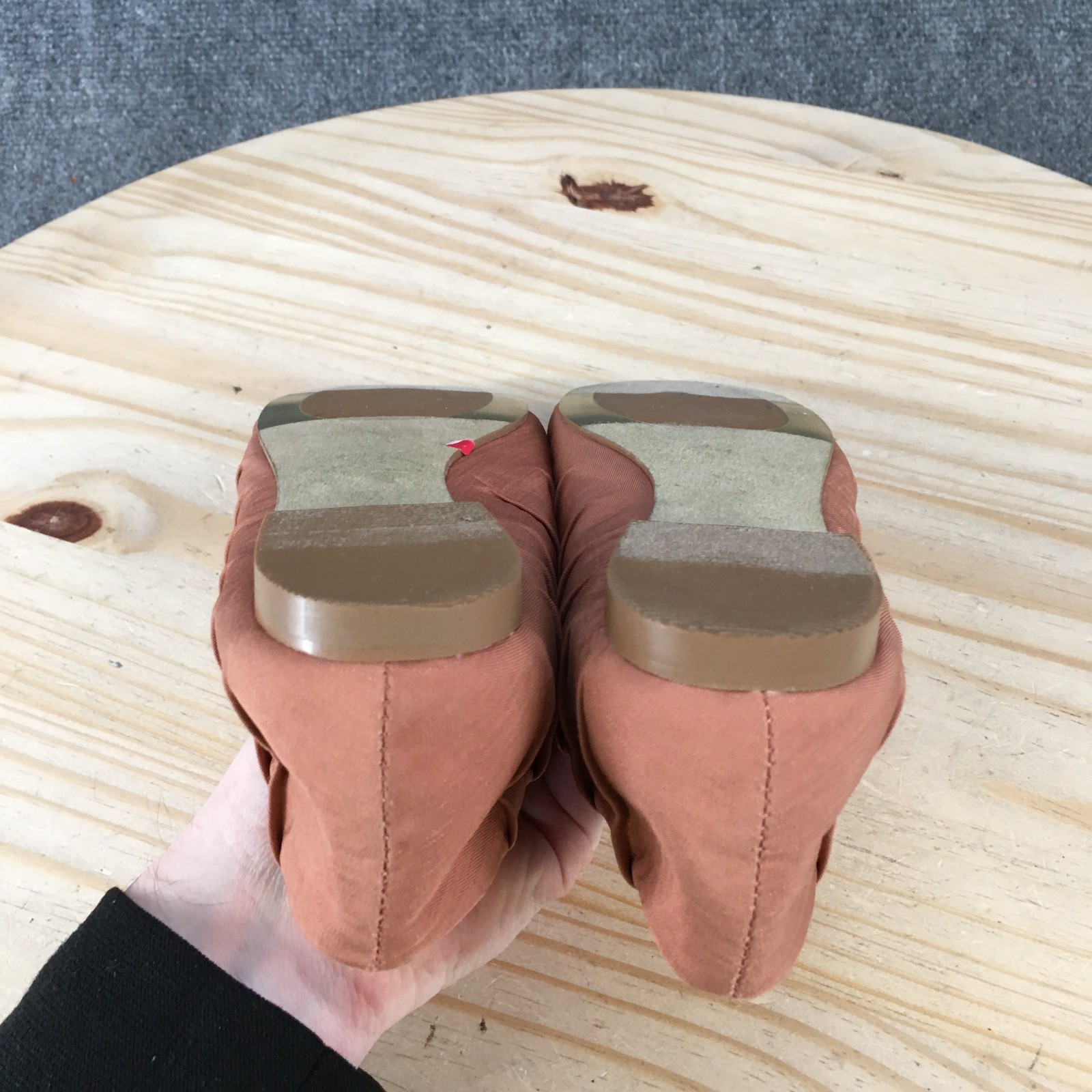 Korks Shoes Womens 6 M Palmer Casual Slip On Pleated Ballet Flats Orange Fabric