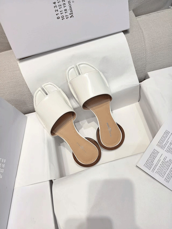 NEW Women’s Margiela Women’s Split Toe Mule French Chunky Heel Retro Open Toe