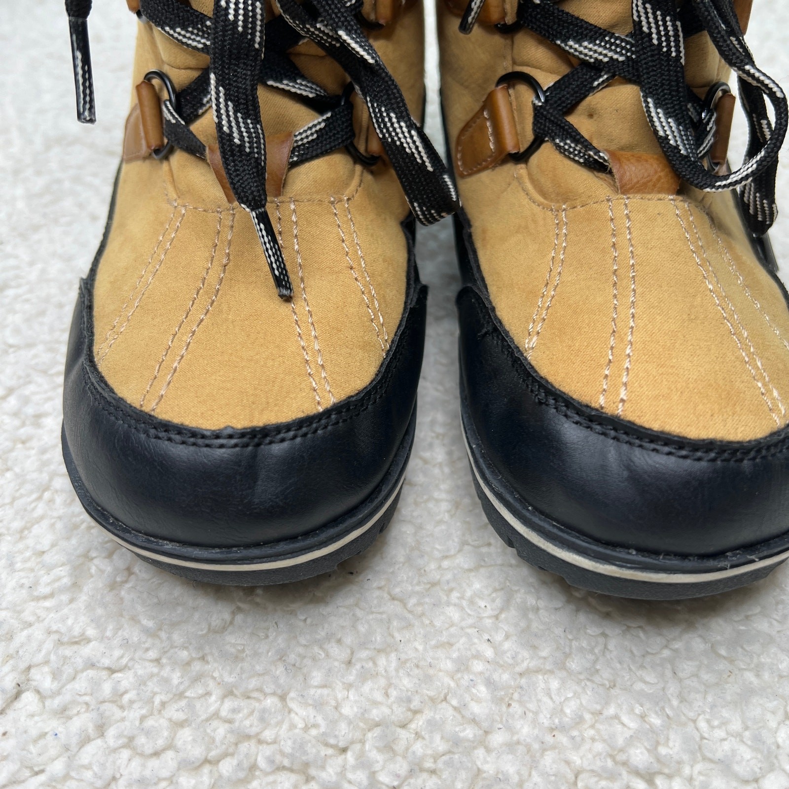 Magellan Outdoors Tan Insulated Lace Up Short Boot 7