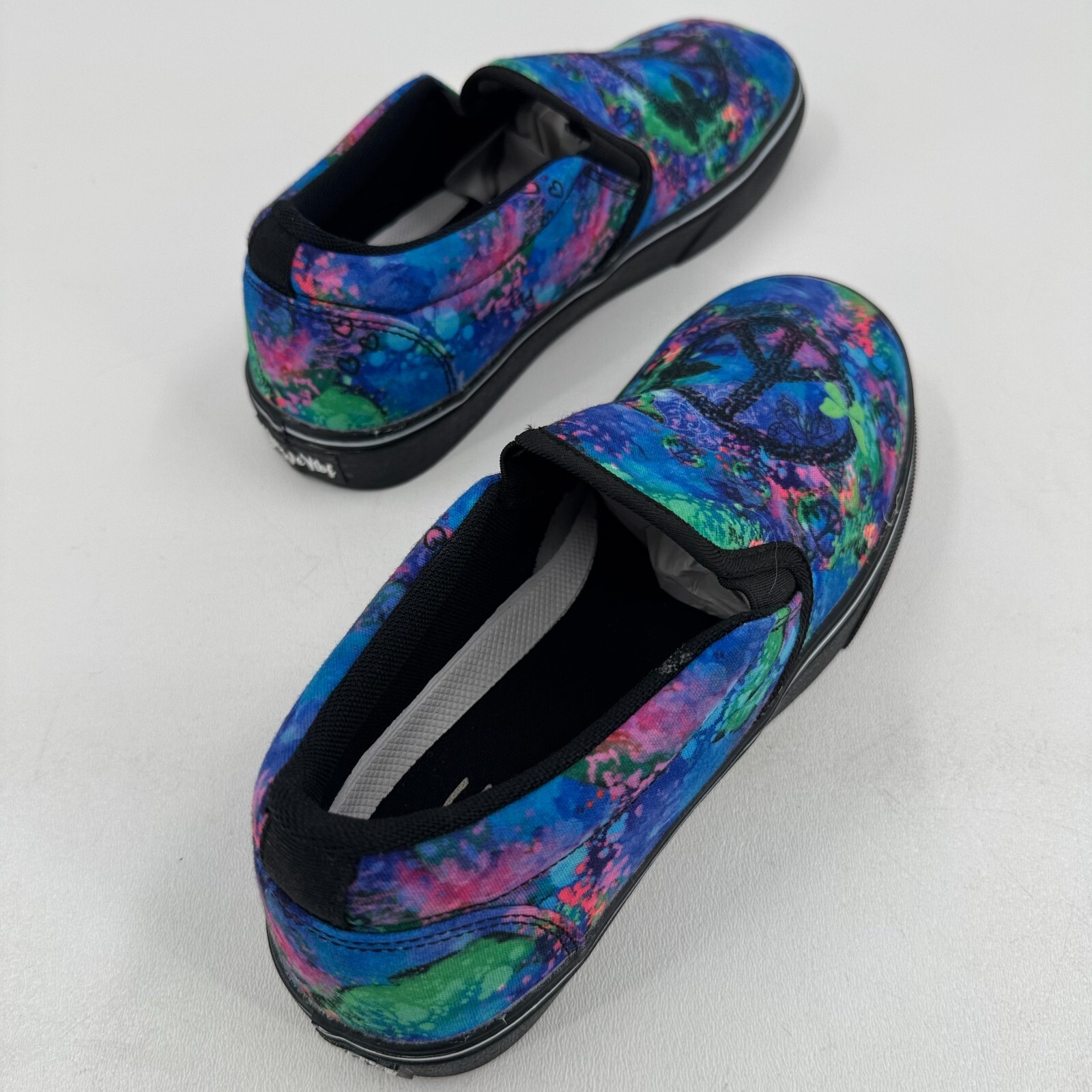 Yes We Vibe Shoes UNISEX Multicolor Peace Sign Slip On Sneakers MENS 7 WOMENS 9