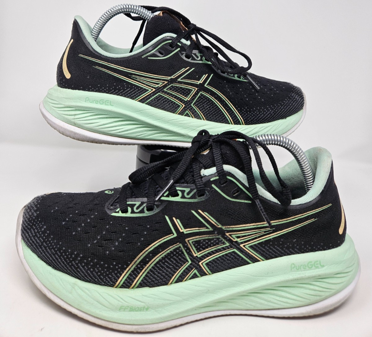 ASICS GEL-Nimbus 26 Black Green Athletic Running Shoes Comfort Women’s Size 9.5