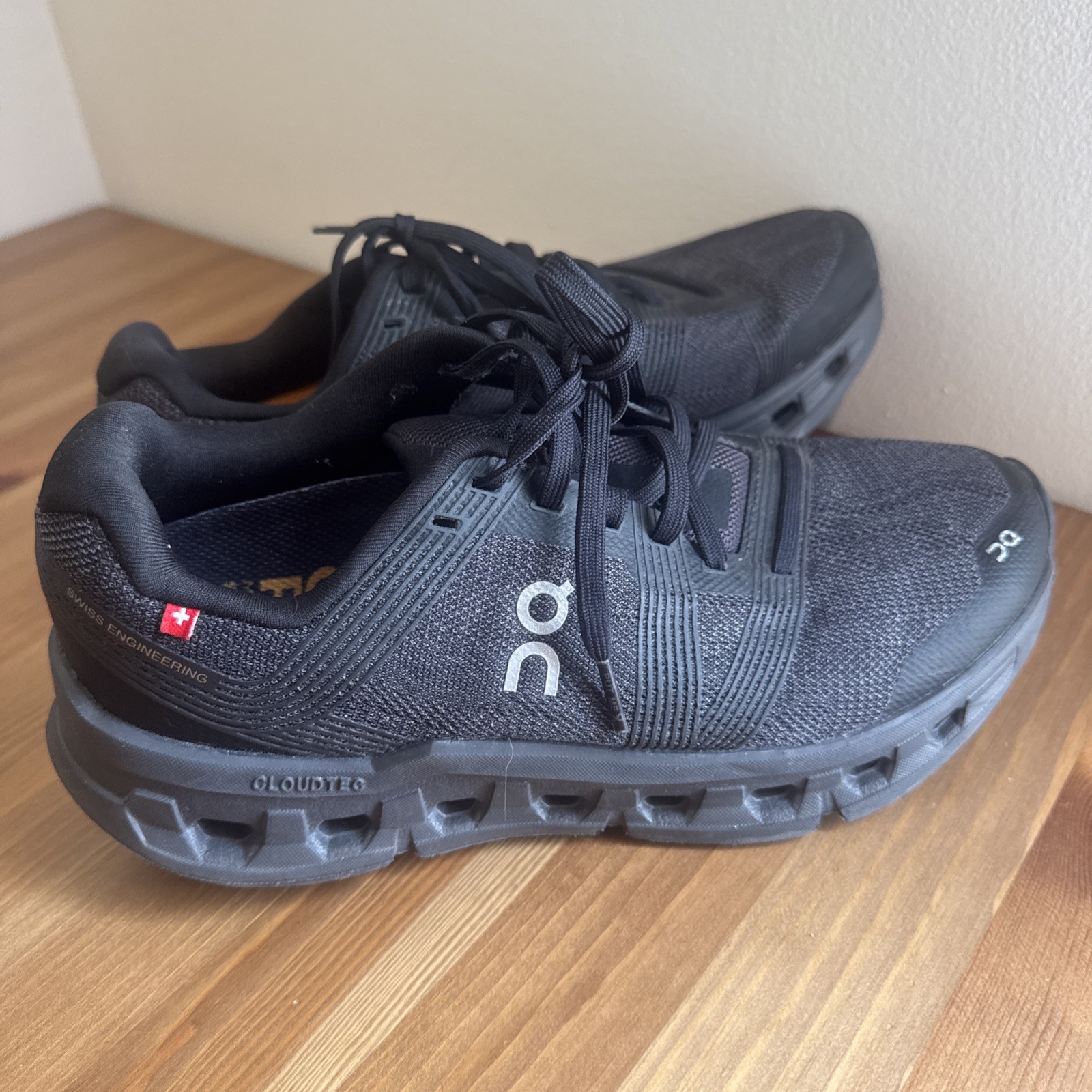 On Running Cloudgo Black Eclipse Women’s 8 EUC Med Support Arches