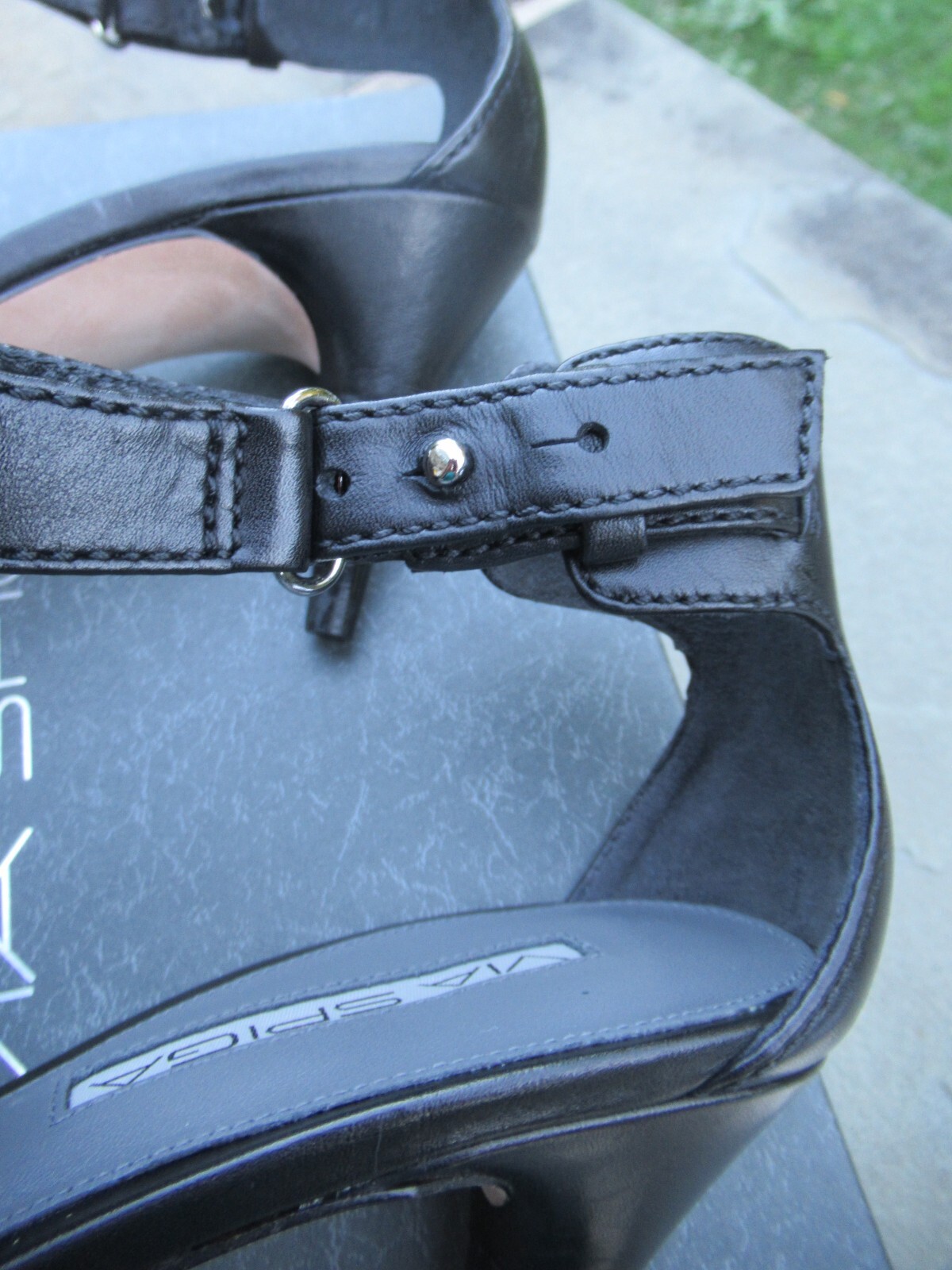 NIB Via Spiga V- Trina 2 Black Vachetta 3.25 in OpenToed Sandal Heels-7.5 M